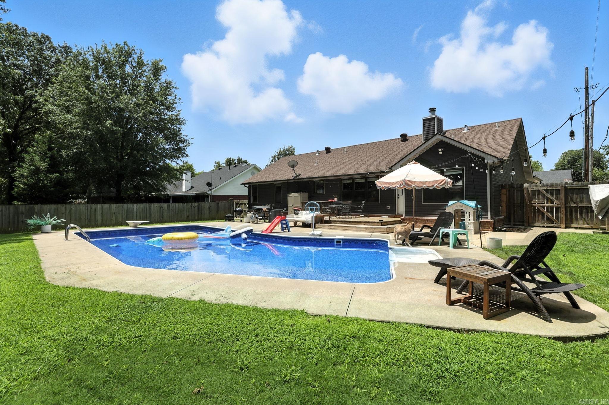 28 Crestwood Dr  Cabot, AR