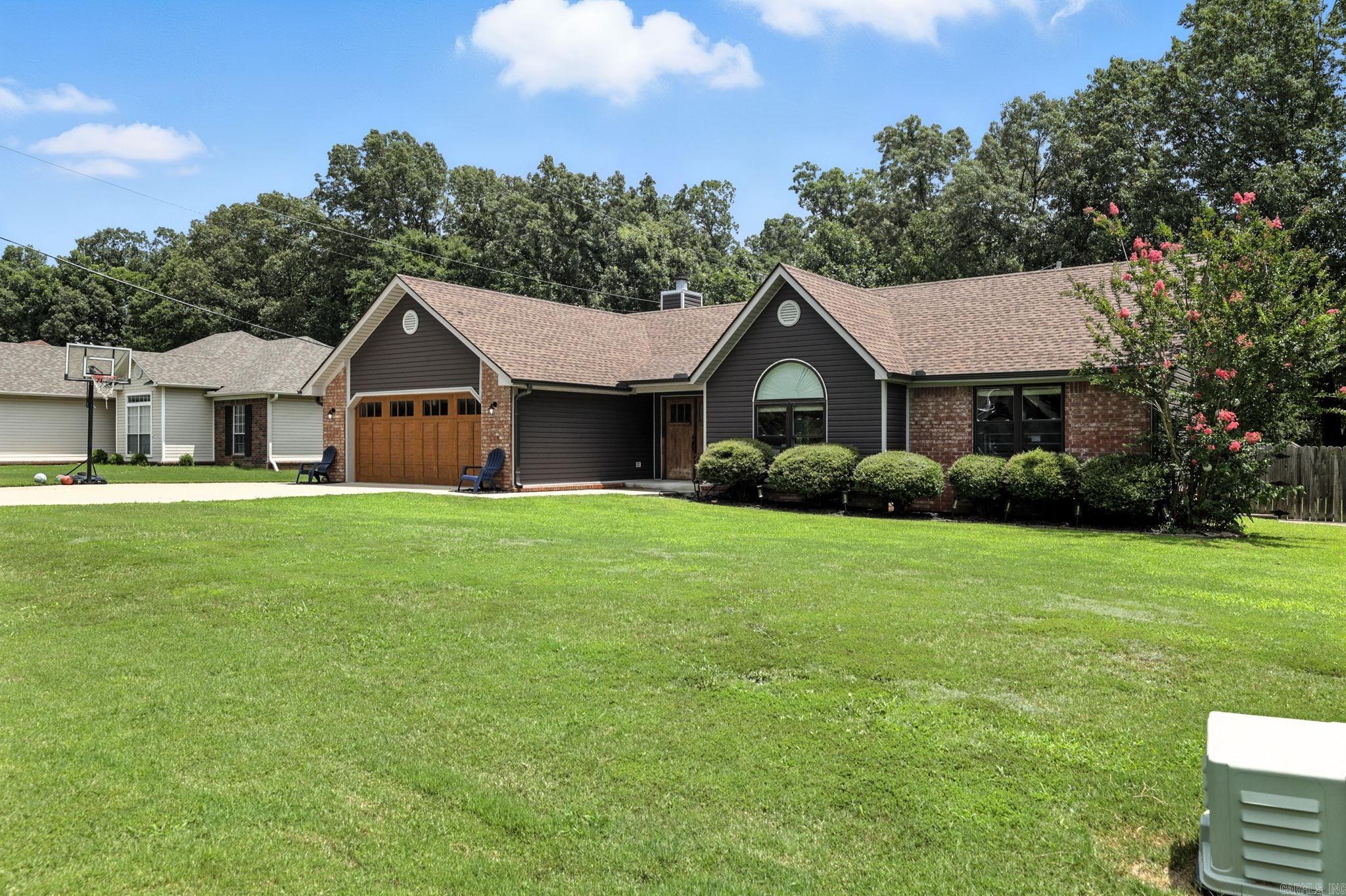 28 Crestwood Dr  Cabot, AR