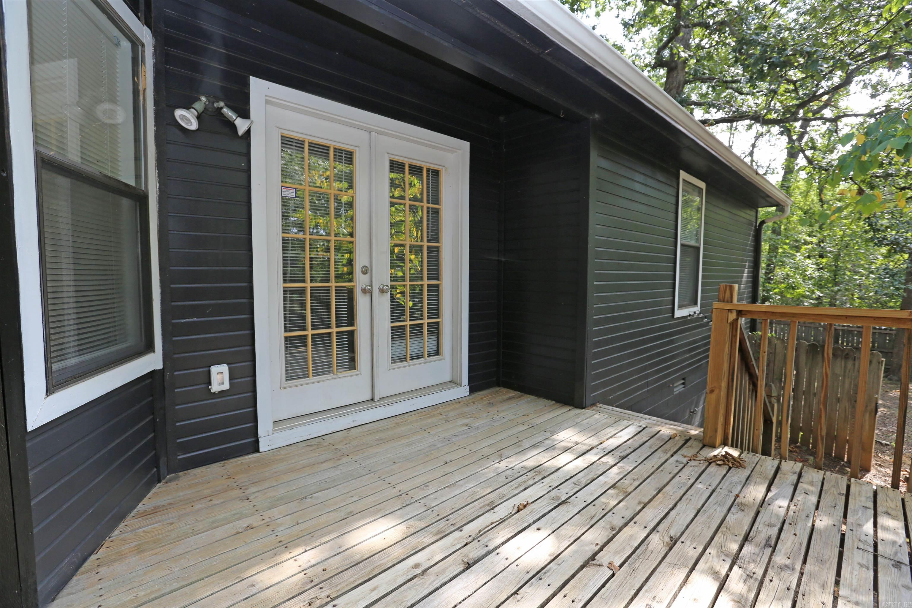 108 Pin Oak Cove  Maumelle, AR