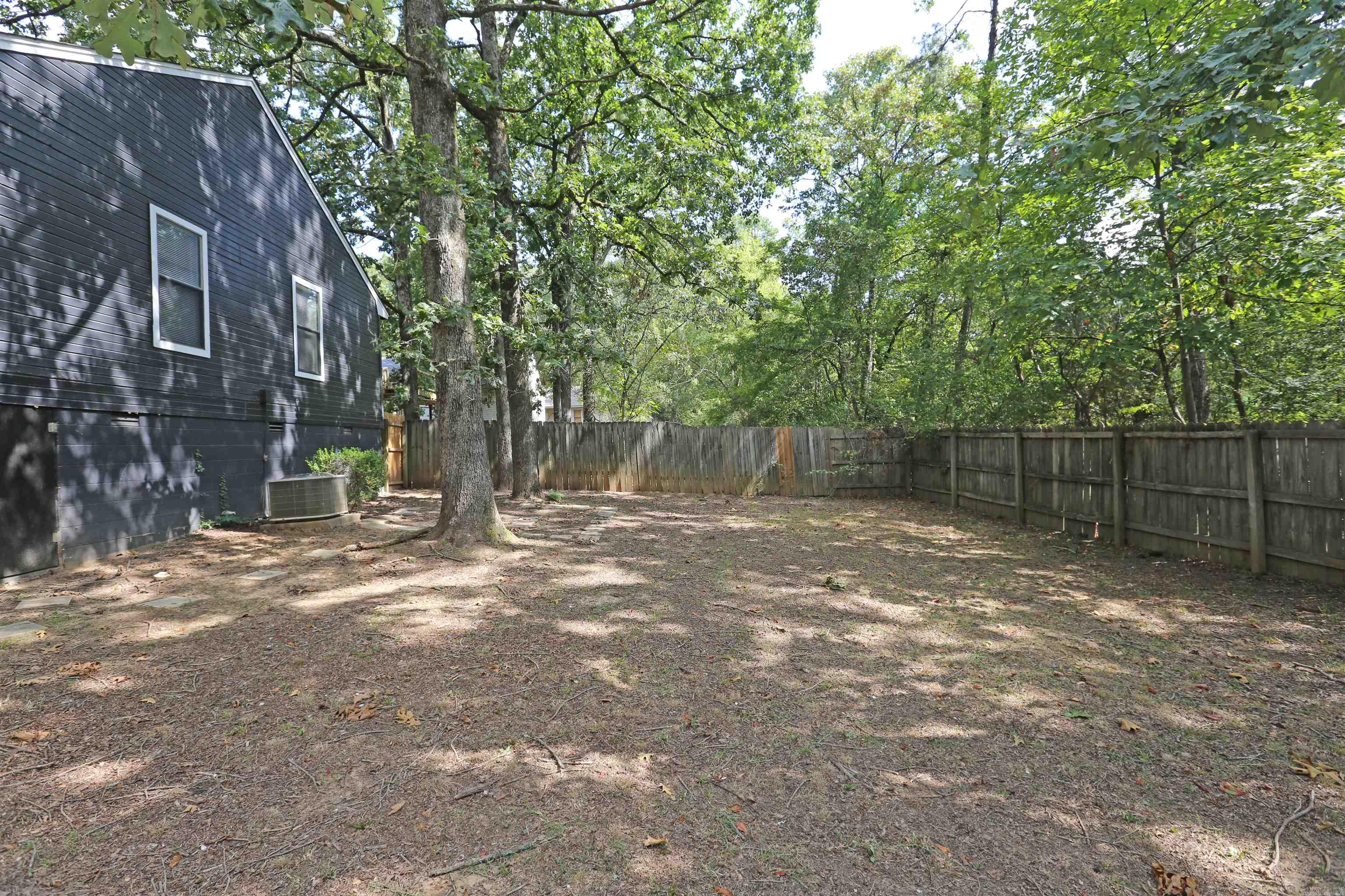 108 Pin Oak Cove  Maumelle, AR