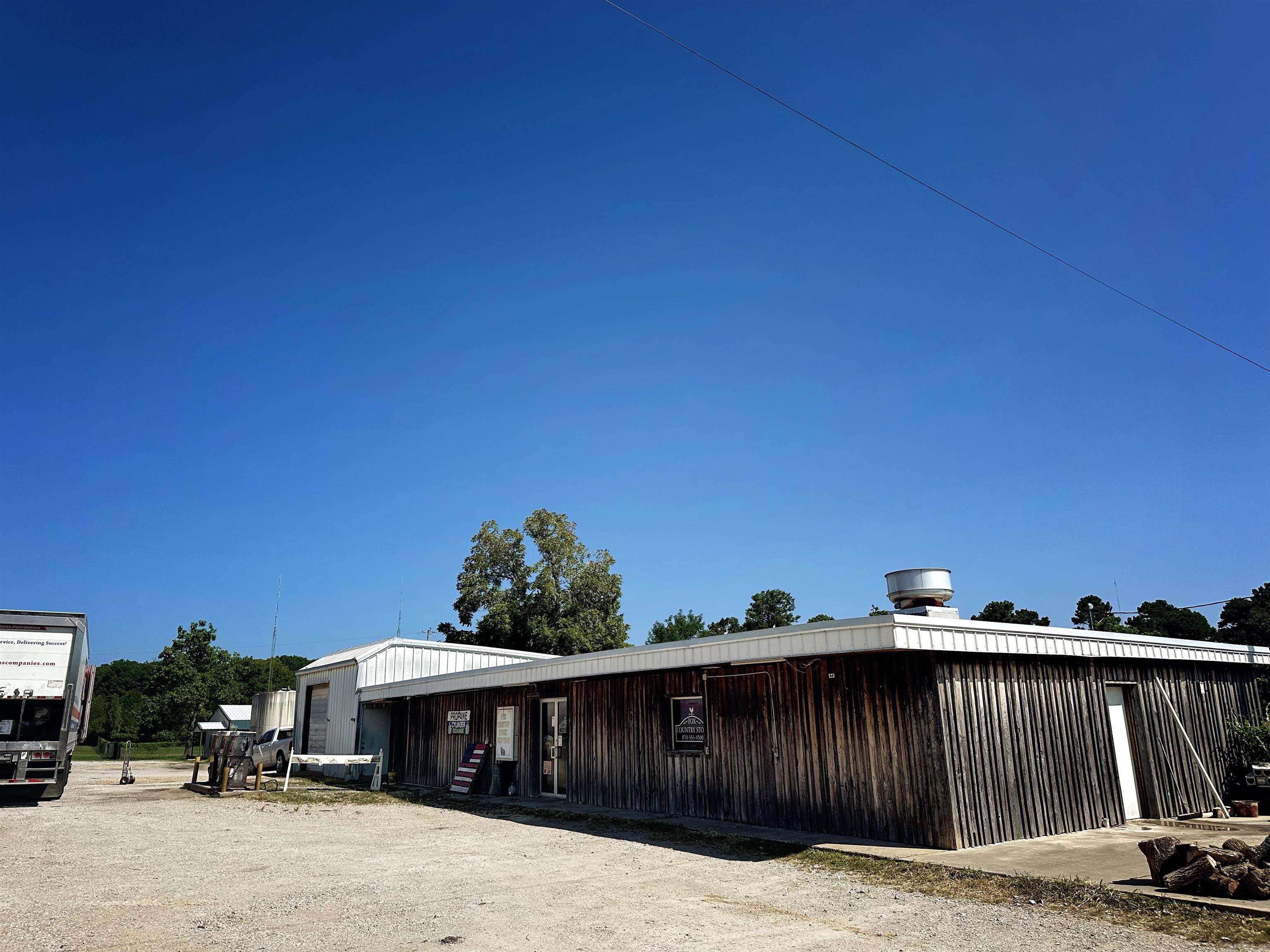 15984 Hwy 263  Fox, AR