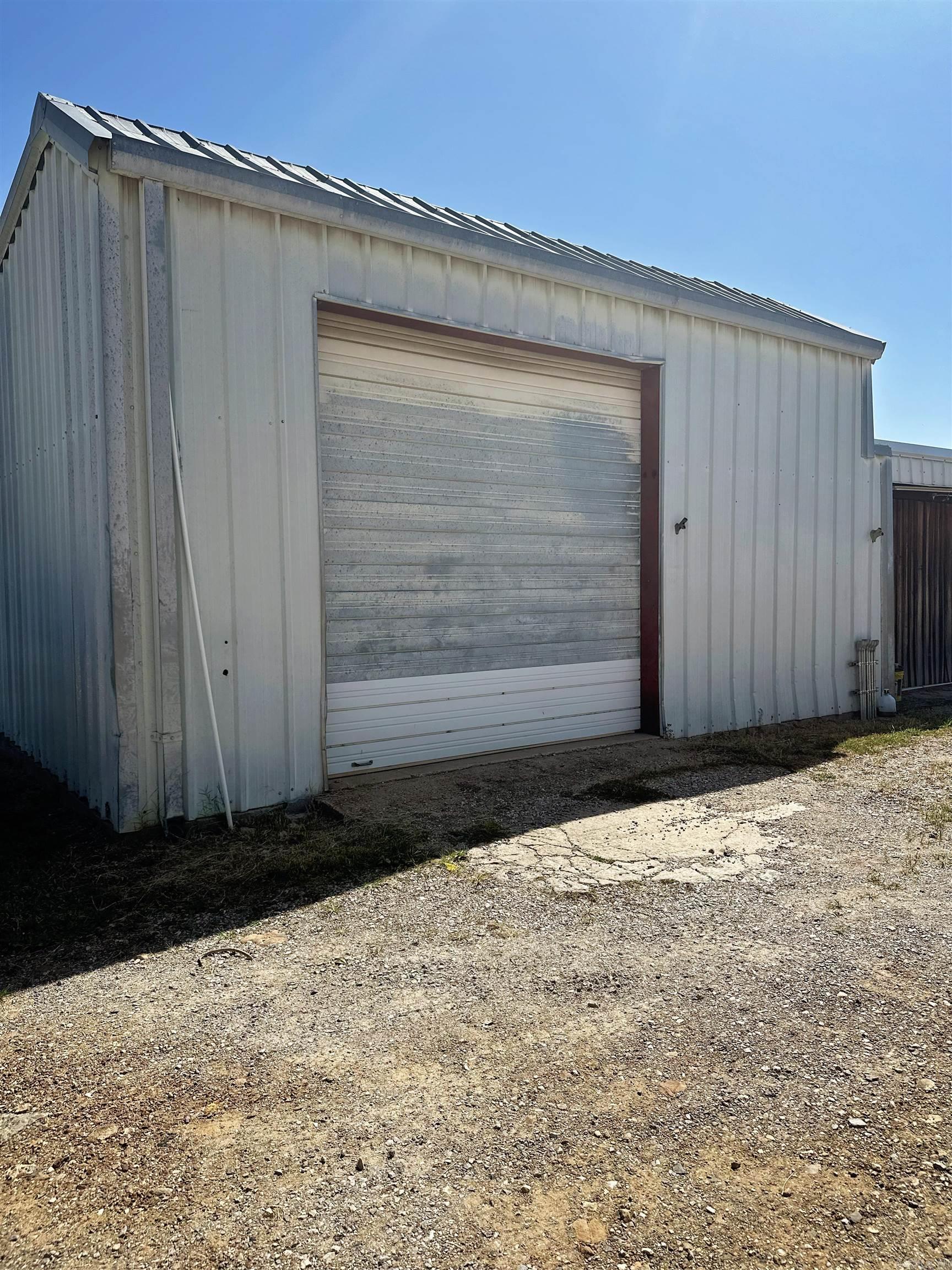 15984 Hwy 263  Fox, AR