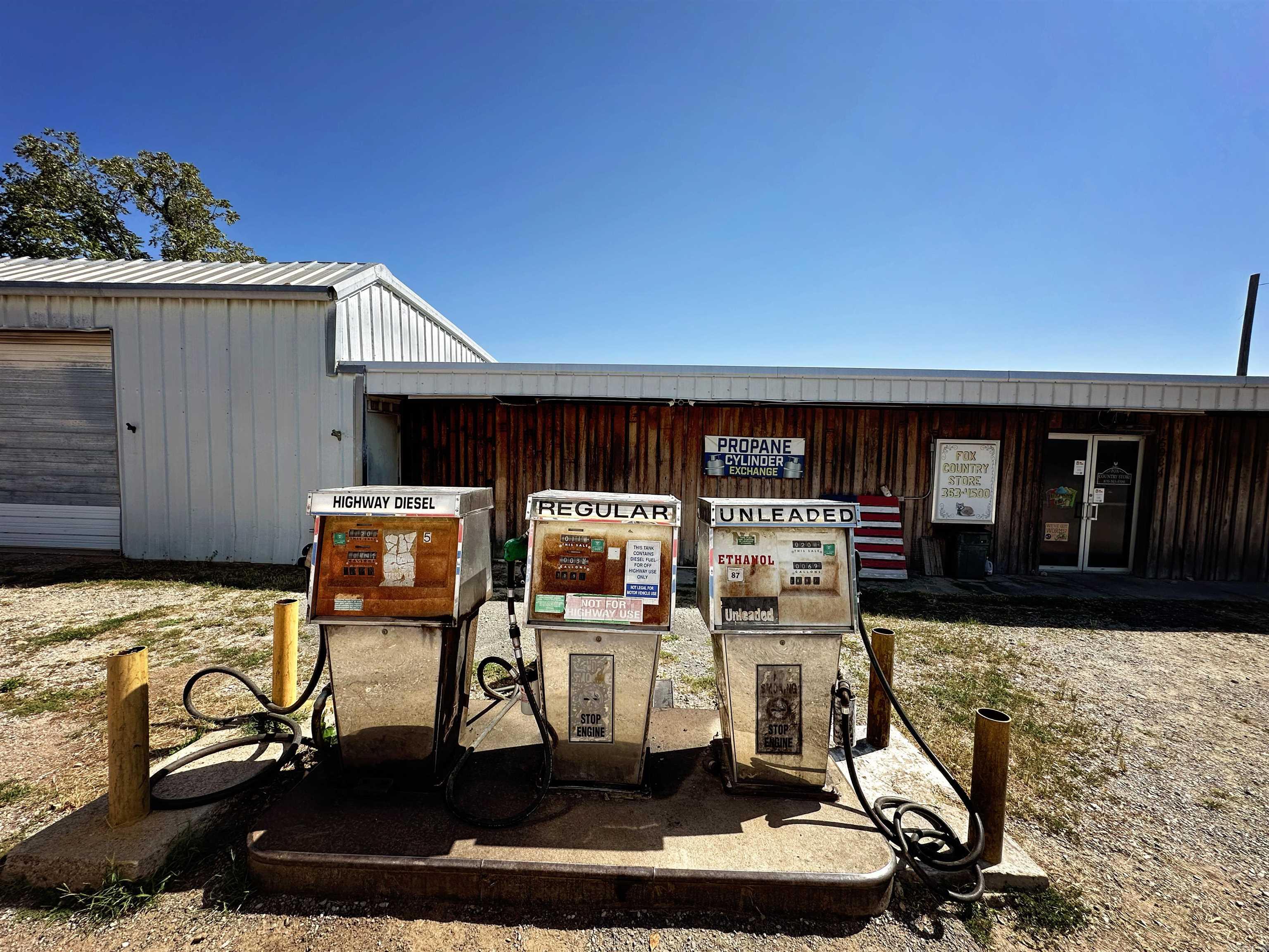 15984 Hwy 263  Fox, AR