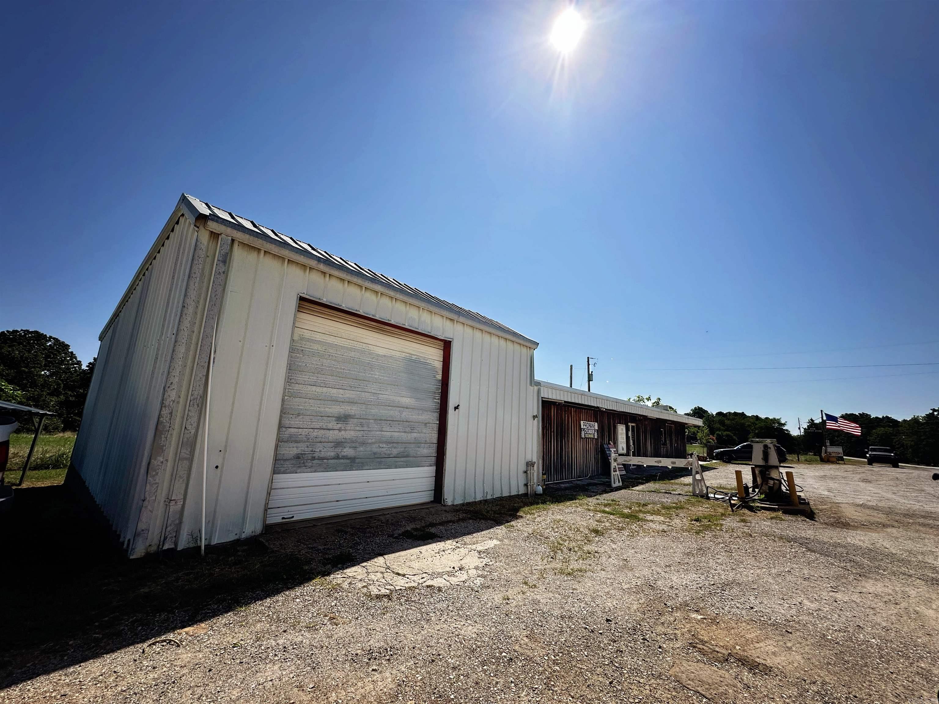 15984 Hwy 263  Fox, AR