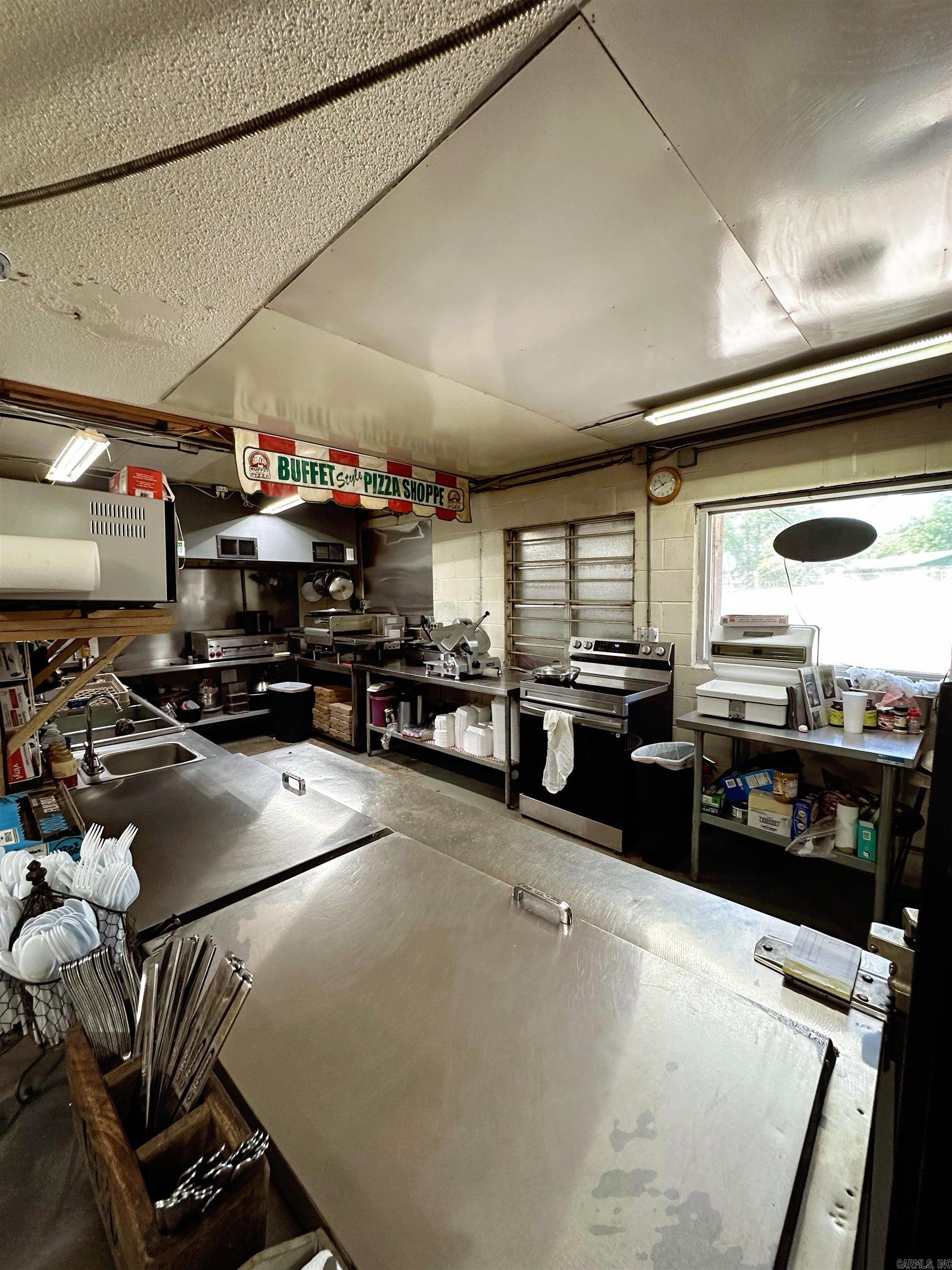 15984 Hwy 263  Fox, AR