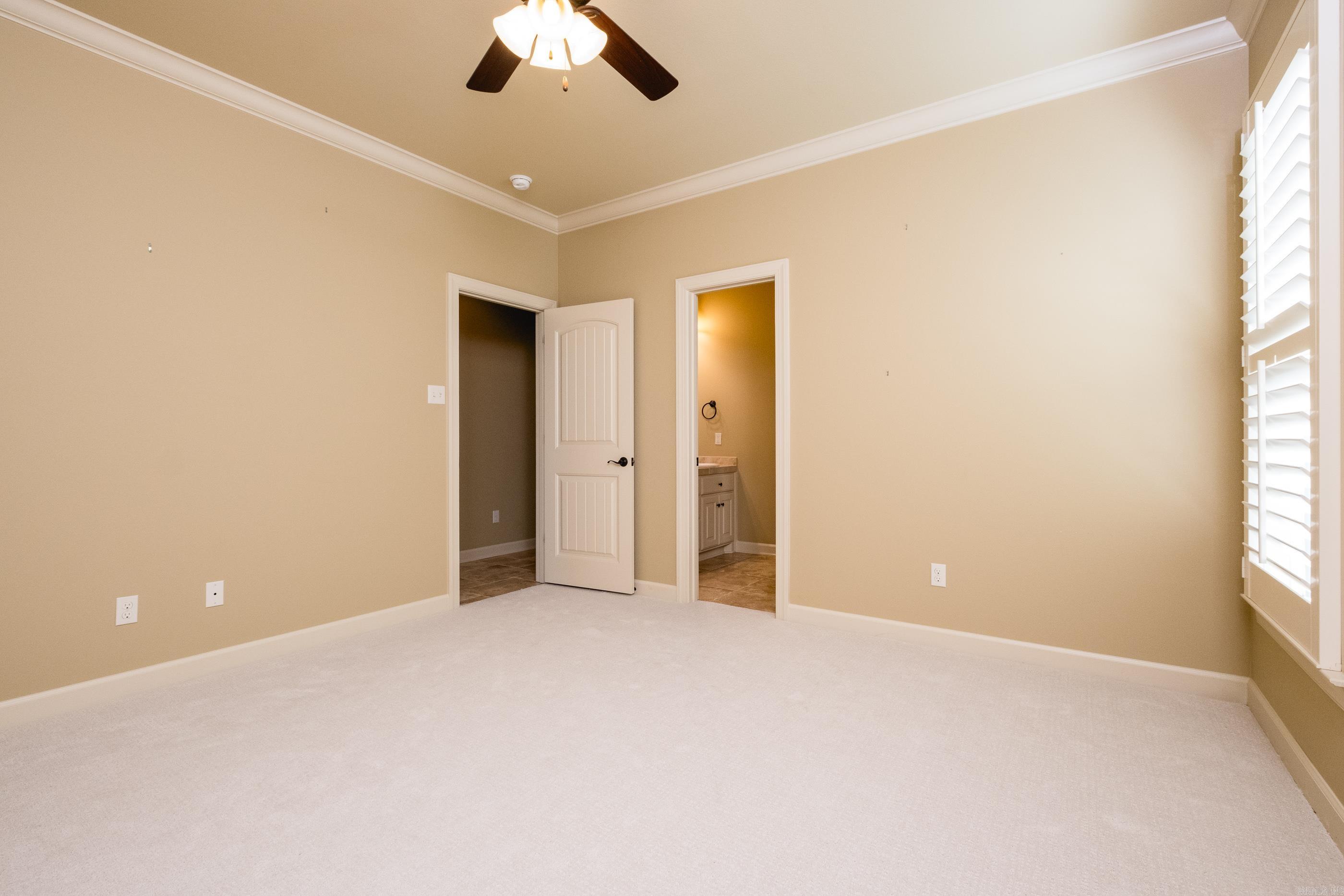 123 Lake Valley  Maumelle, AR