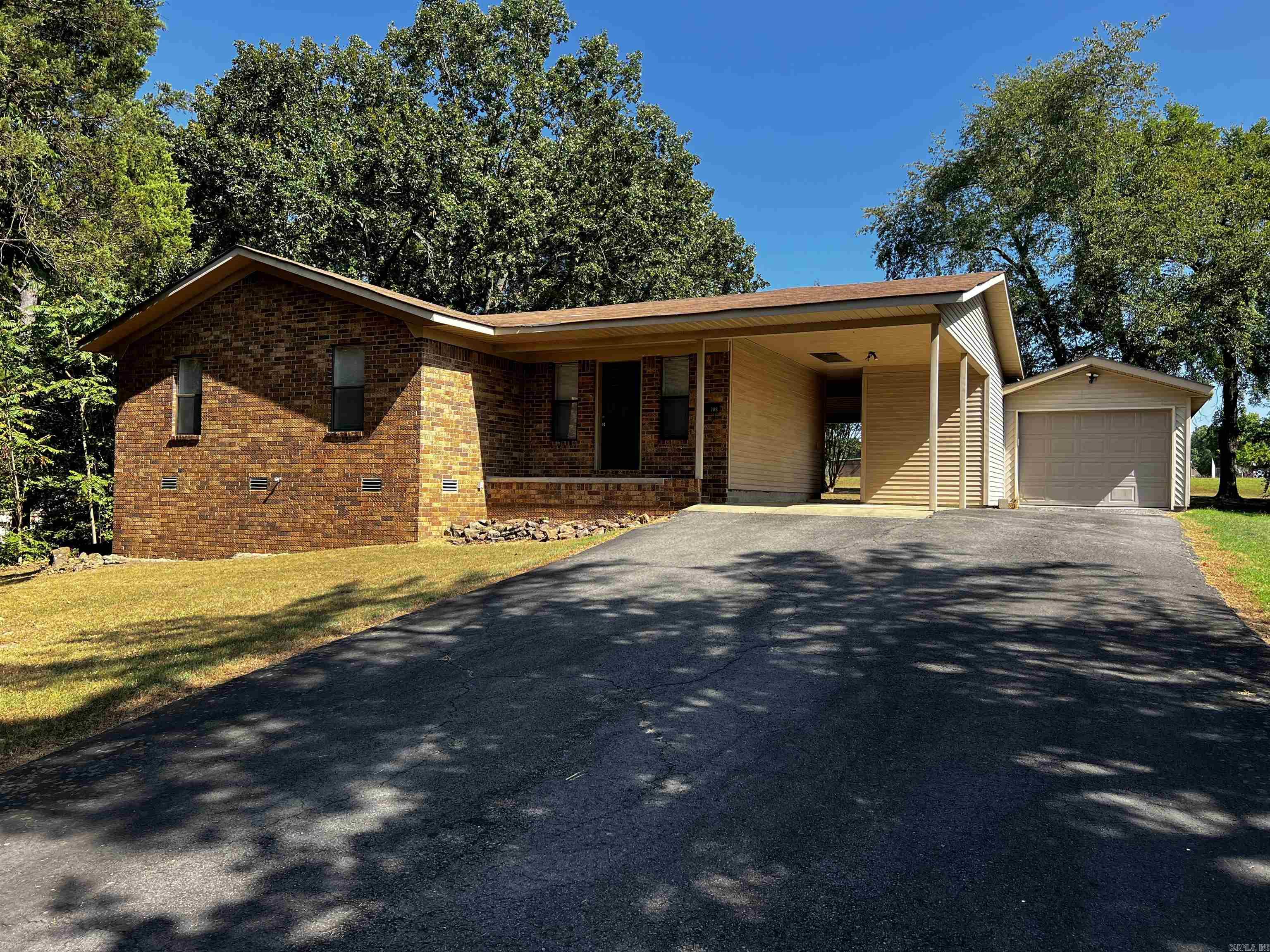 706 W Pine  Heber Springs, AR