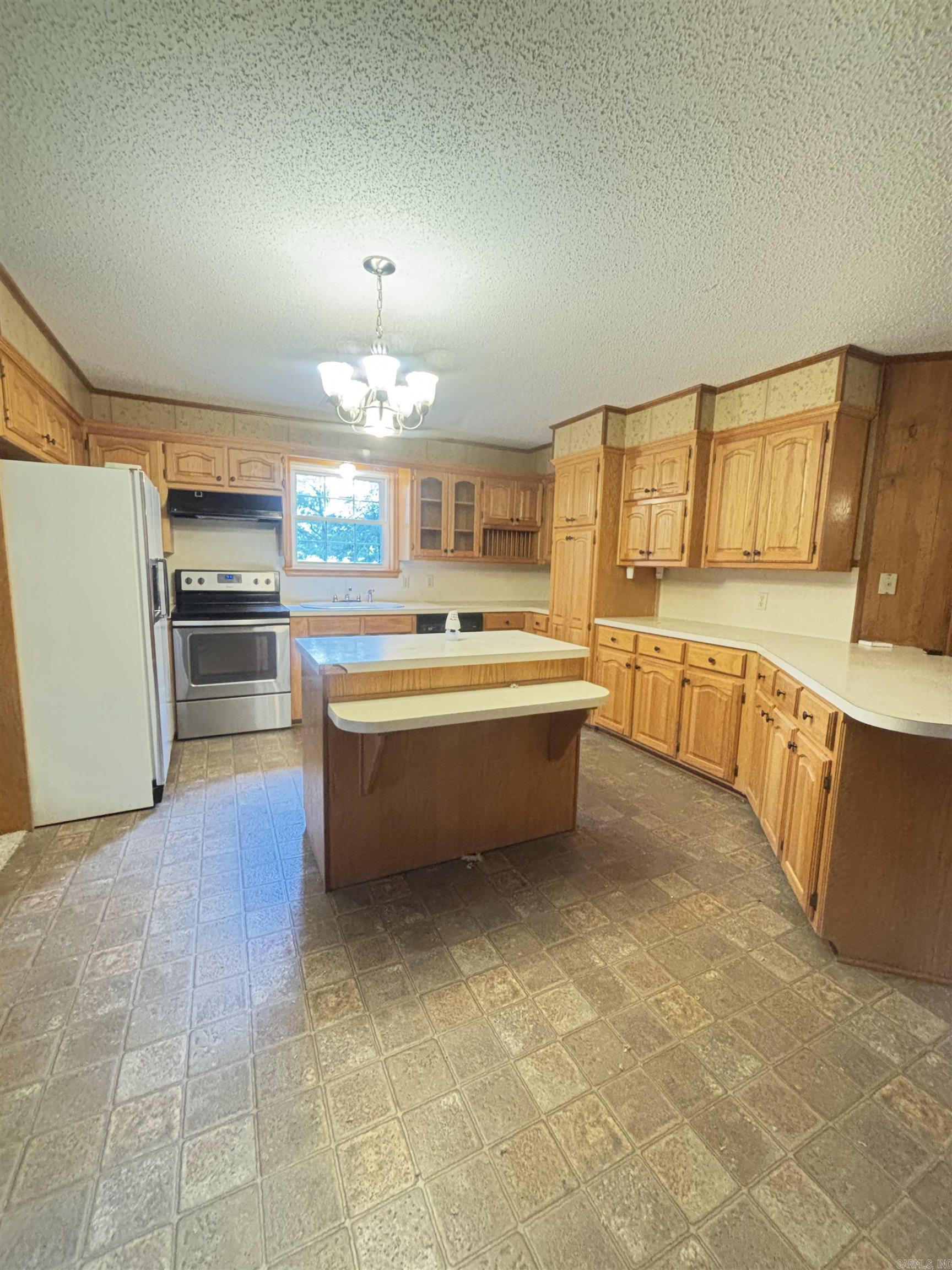 13 Artesian Well Road  New Blaine, AR