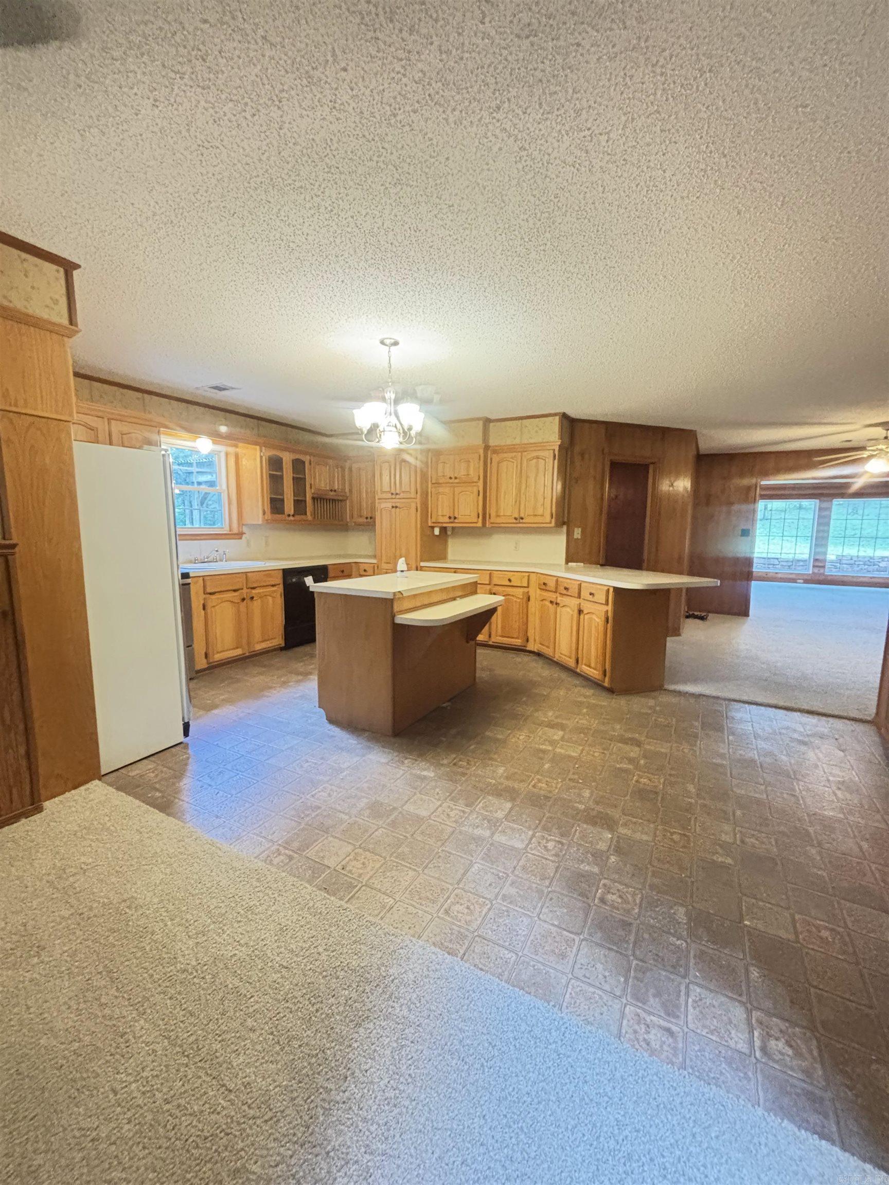 13 Artesian Well Road  New Blaine, AR
