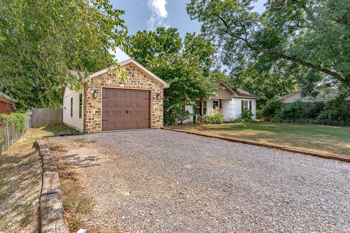 702 Catfish Dr  Lake City, AR