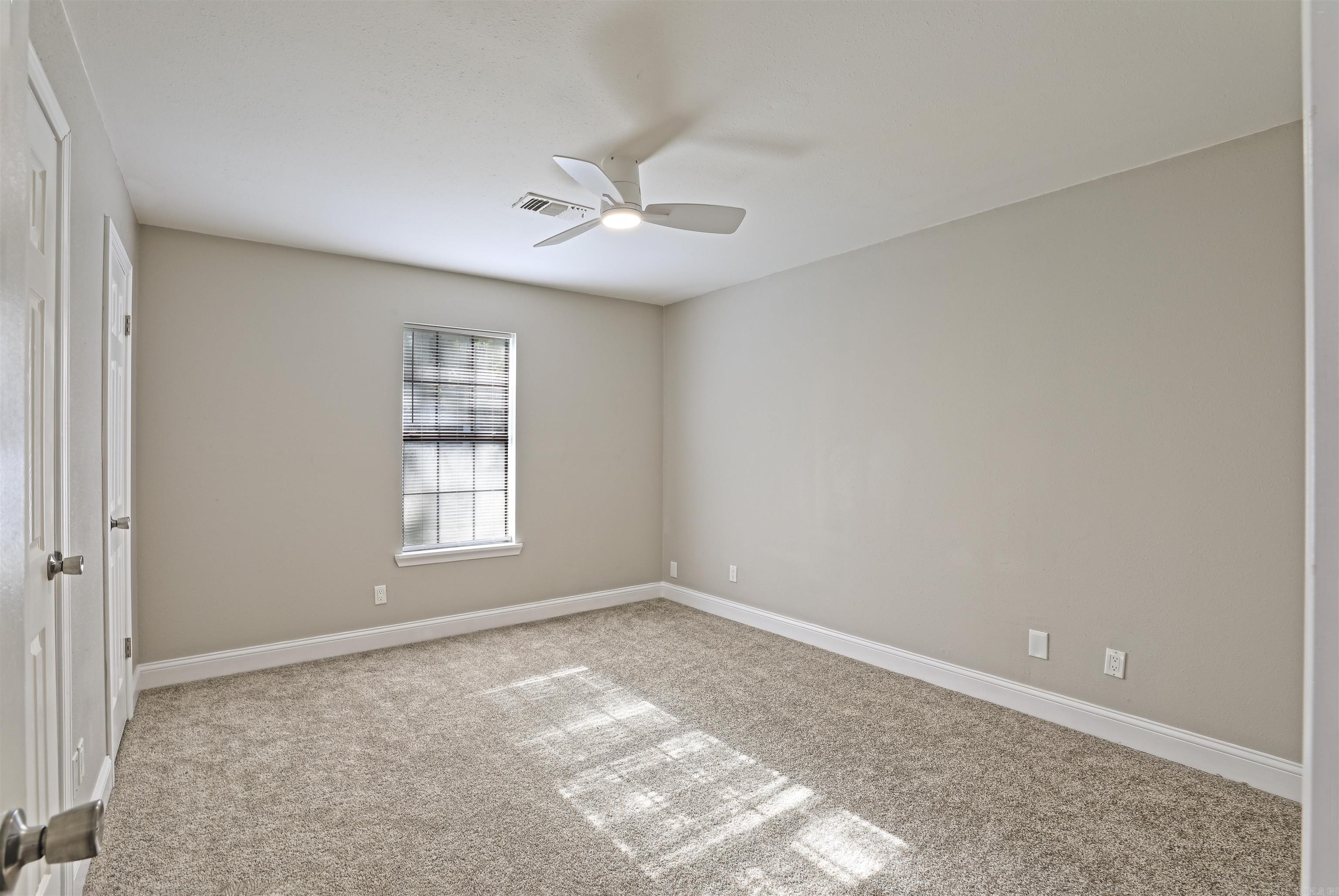 301 Betty  White Hall, AR