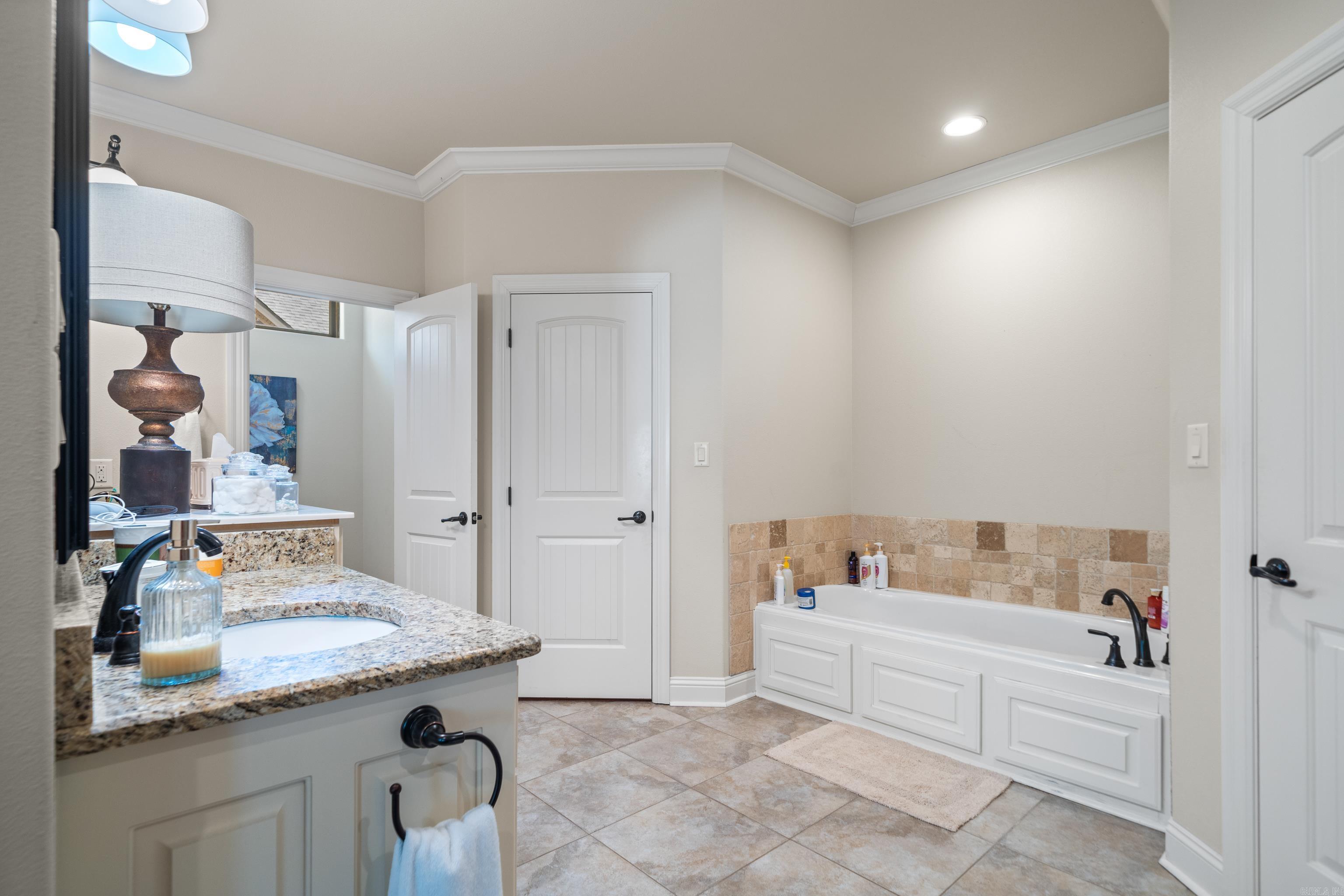 110 Big Oak  Hot Springs, AR