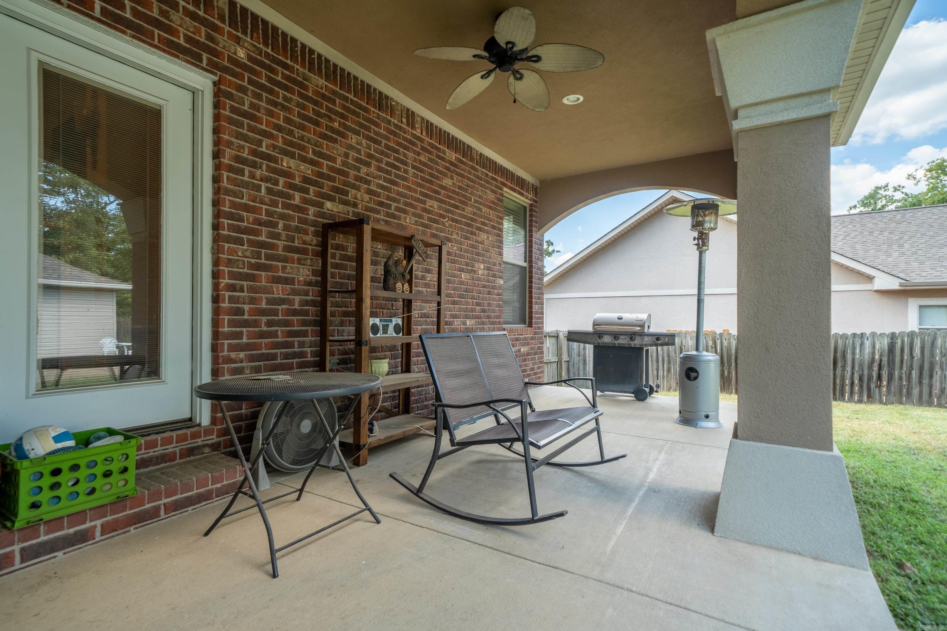110 Big Oak  Hot Springs, AR