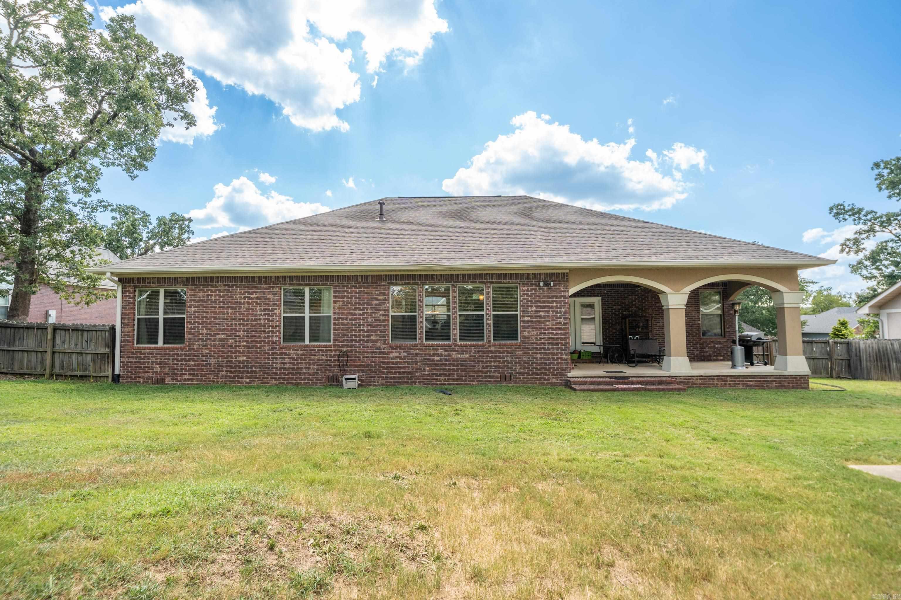 110 Big Oak  Hot Springs, AR