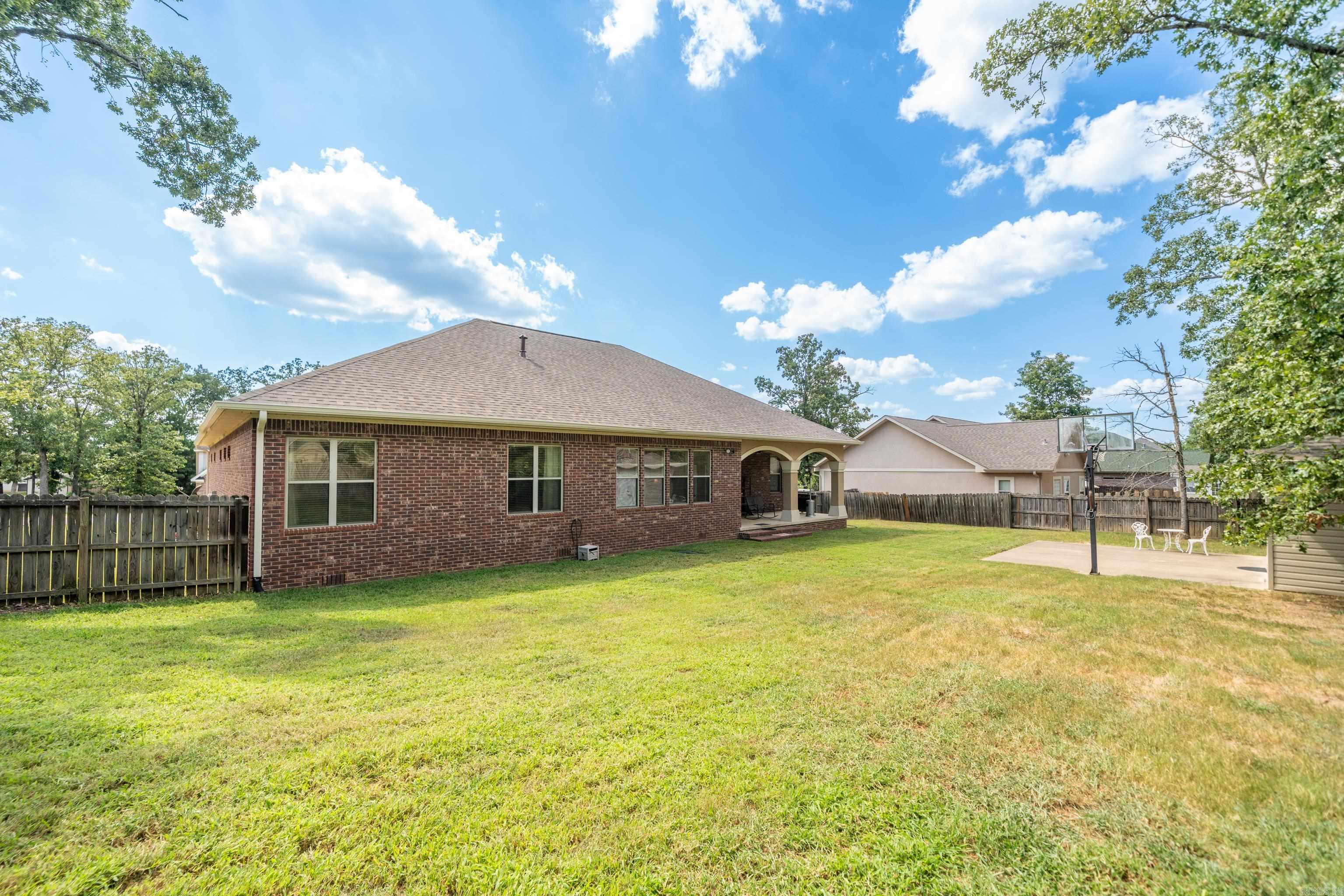 110 Big Oak  Hot Springs, AR