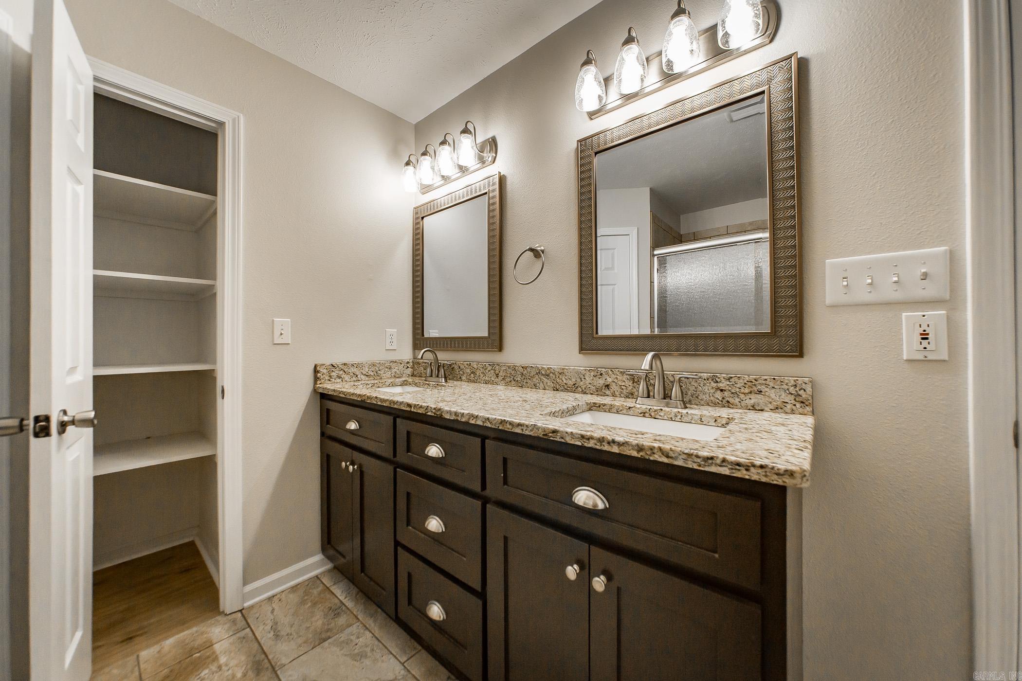 125 Centerview  Searcy, AR