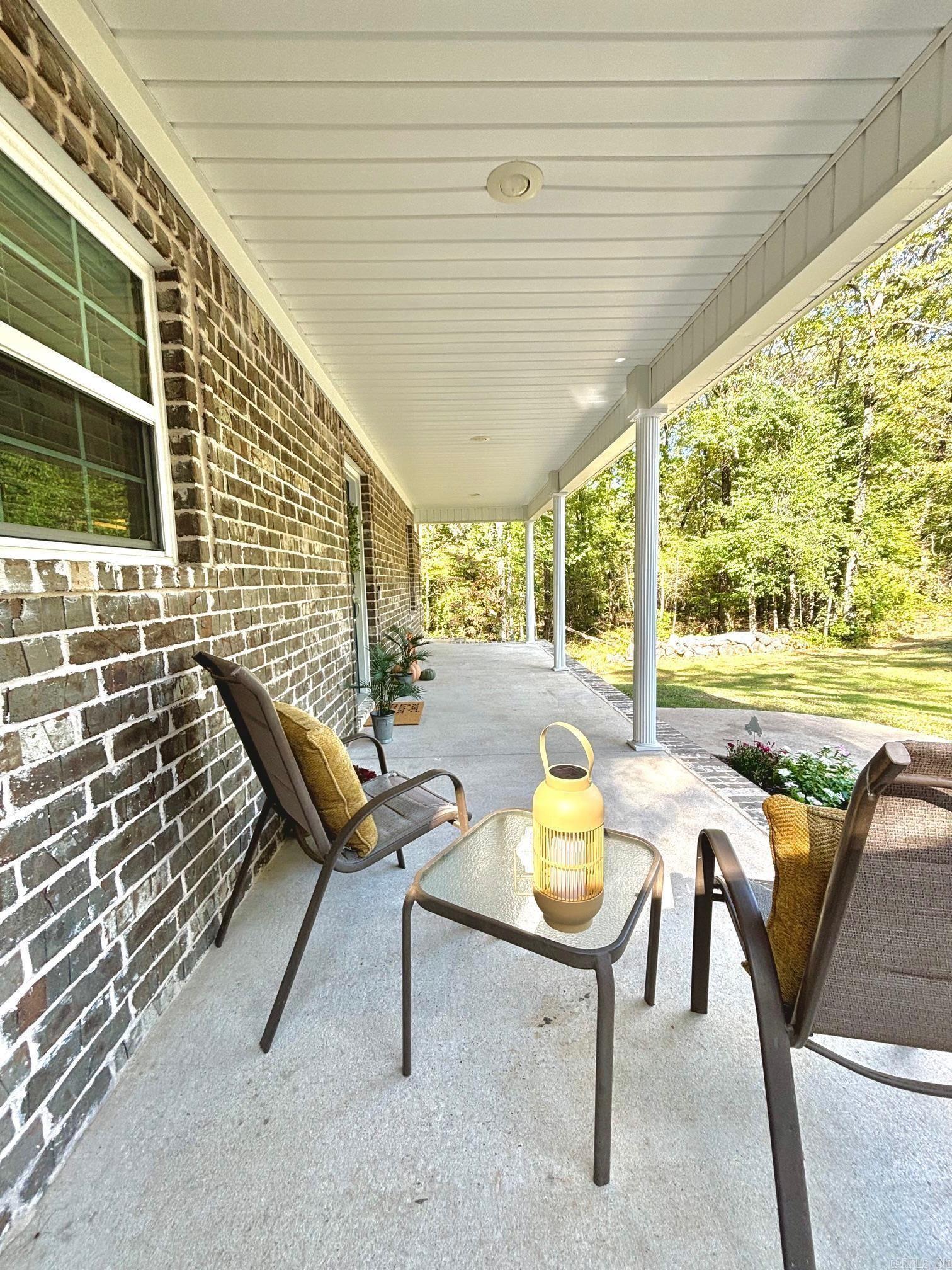 265 Pleasant Oaks Loop  El Paso, AR