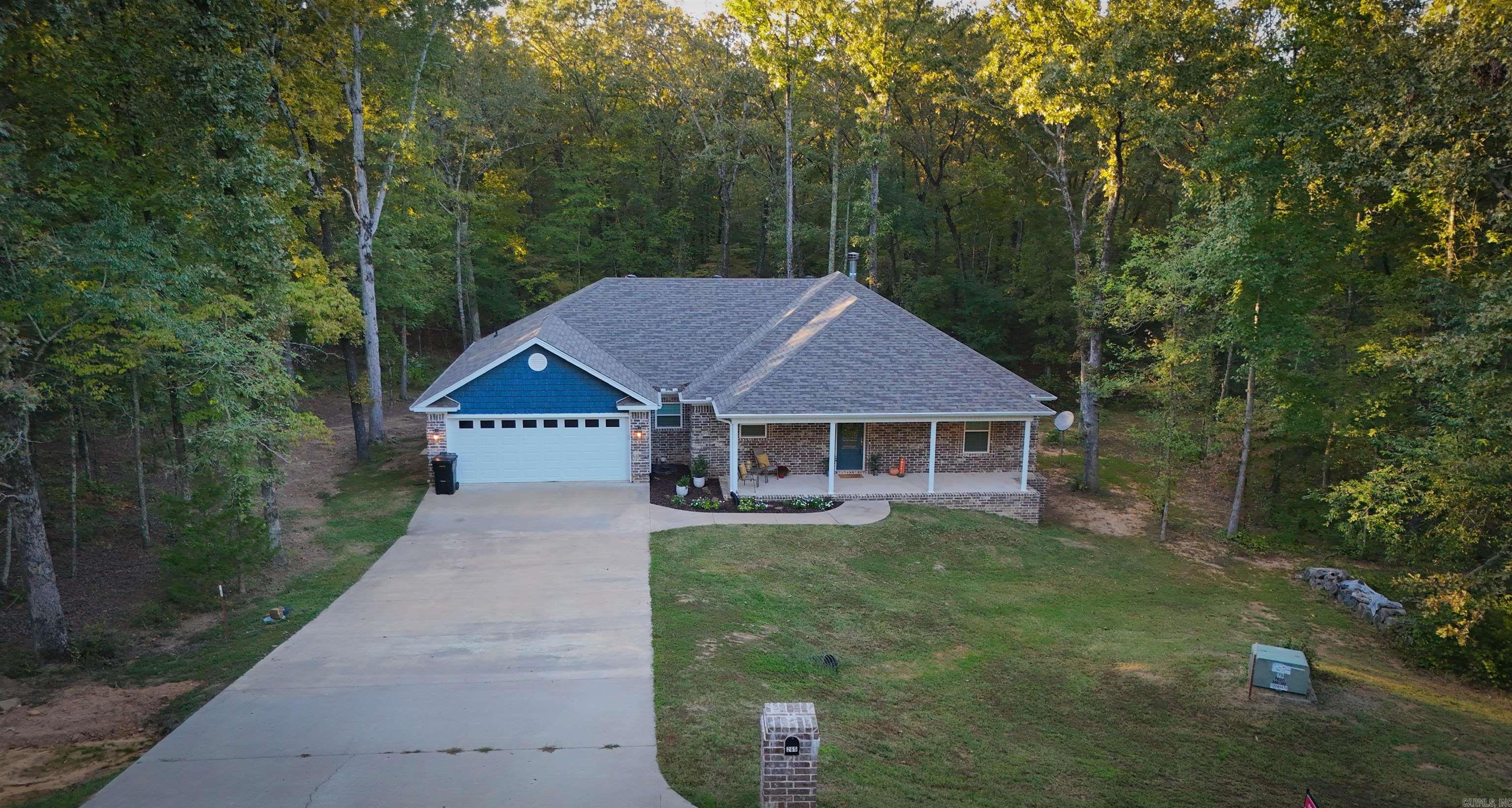 265 Pleasant Oaks Loop  El Paso, AR