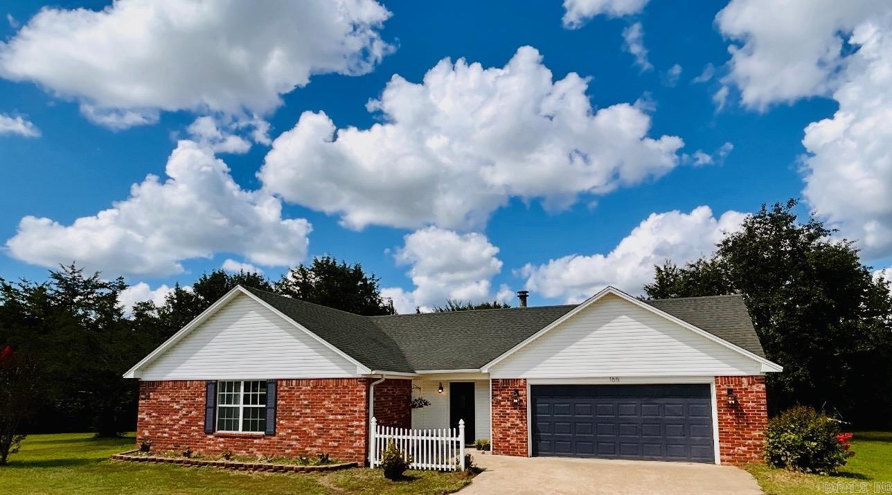165 Mountain View Circle  Clarksville, AR