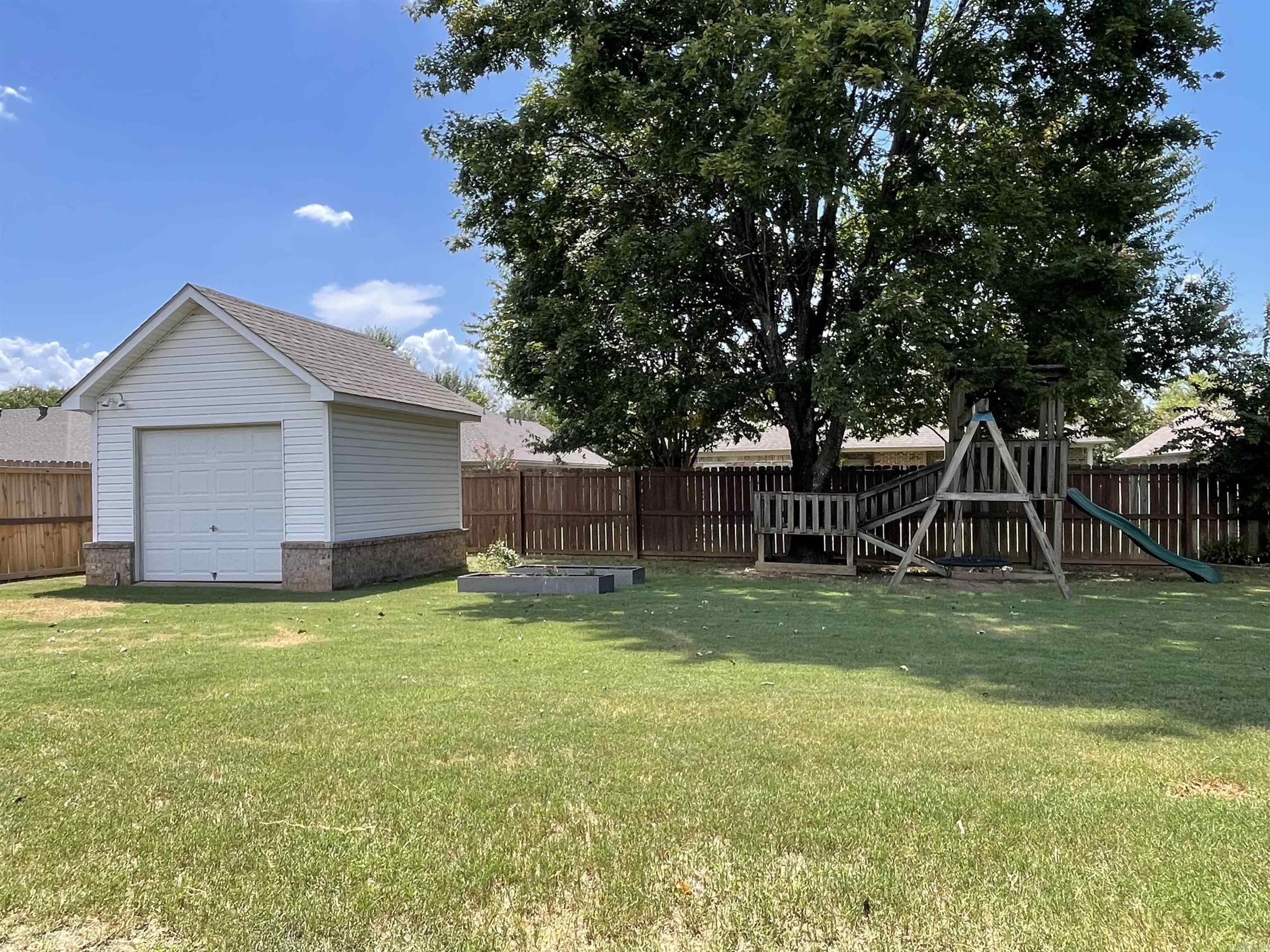 1425 Crosspoint Rd  Conway, AR