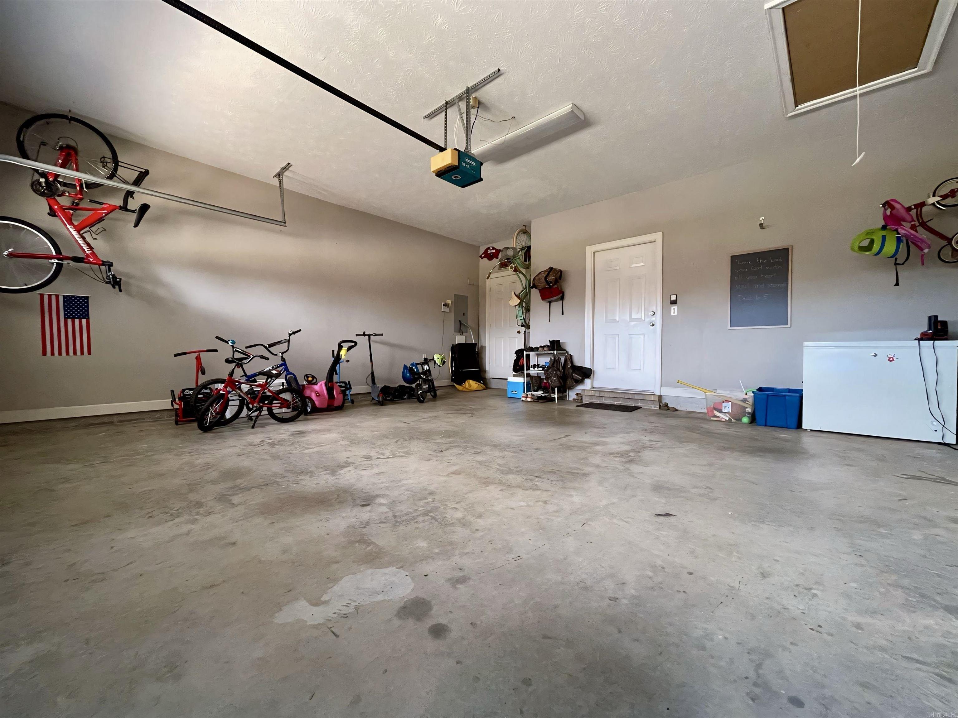 1425 Crosspoint Rd  Conway, AR