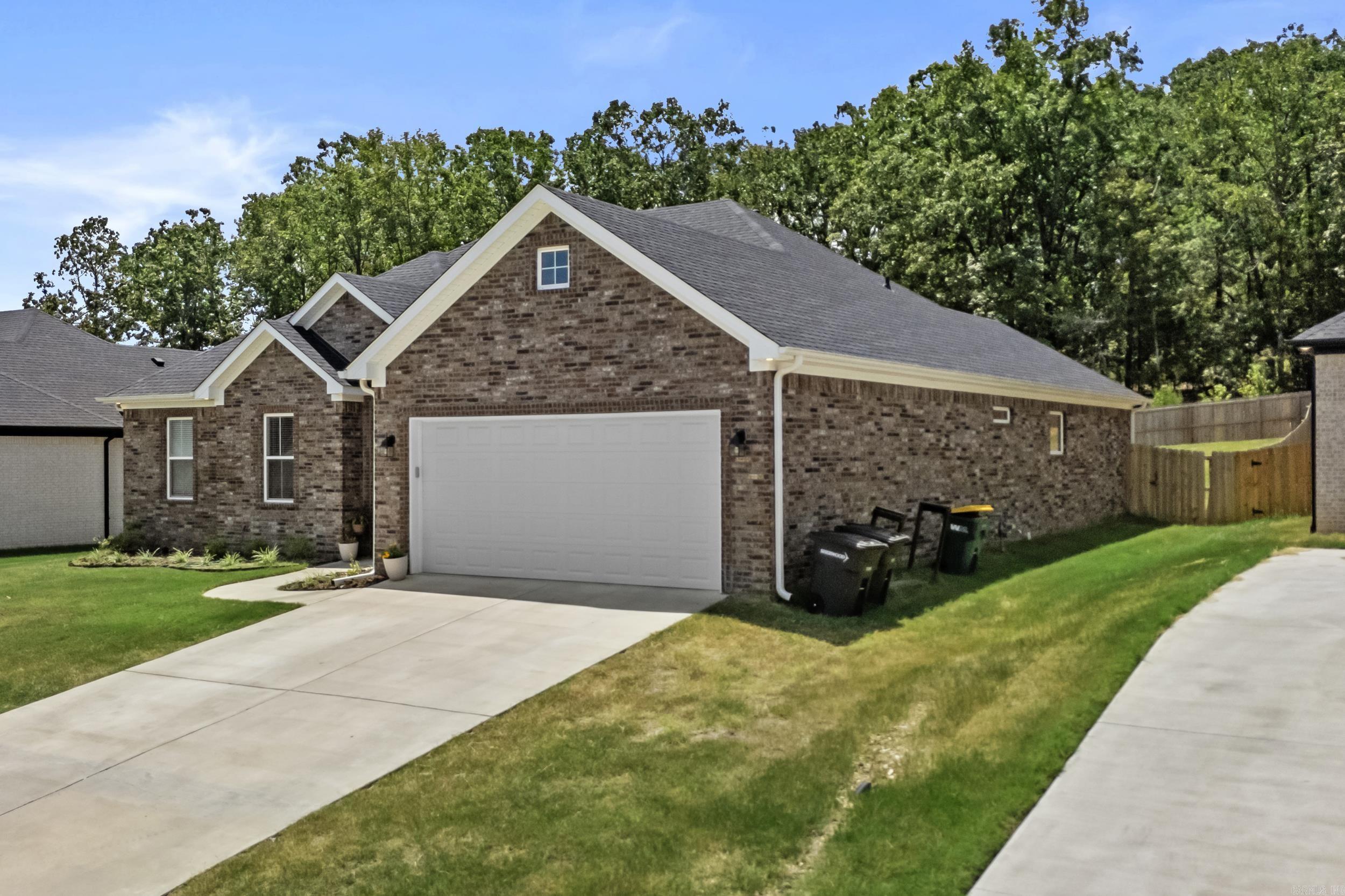 9033 Wooddale  Sherwood, AR
