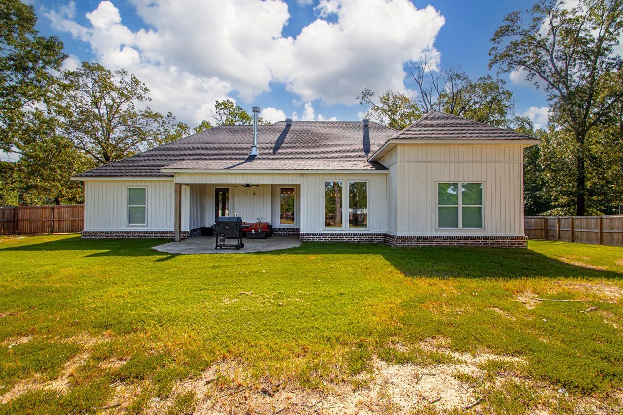 5947 Beth Ln  Benton, AR