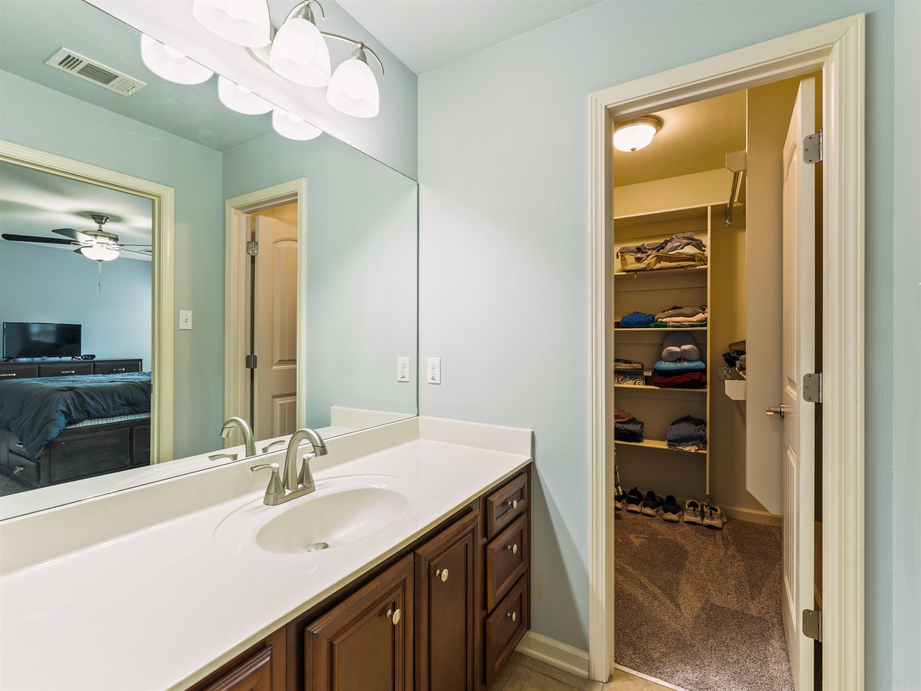213 Pleasant Holly  Benton, AR