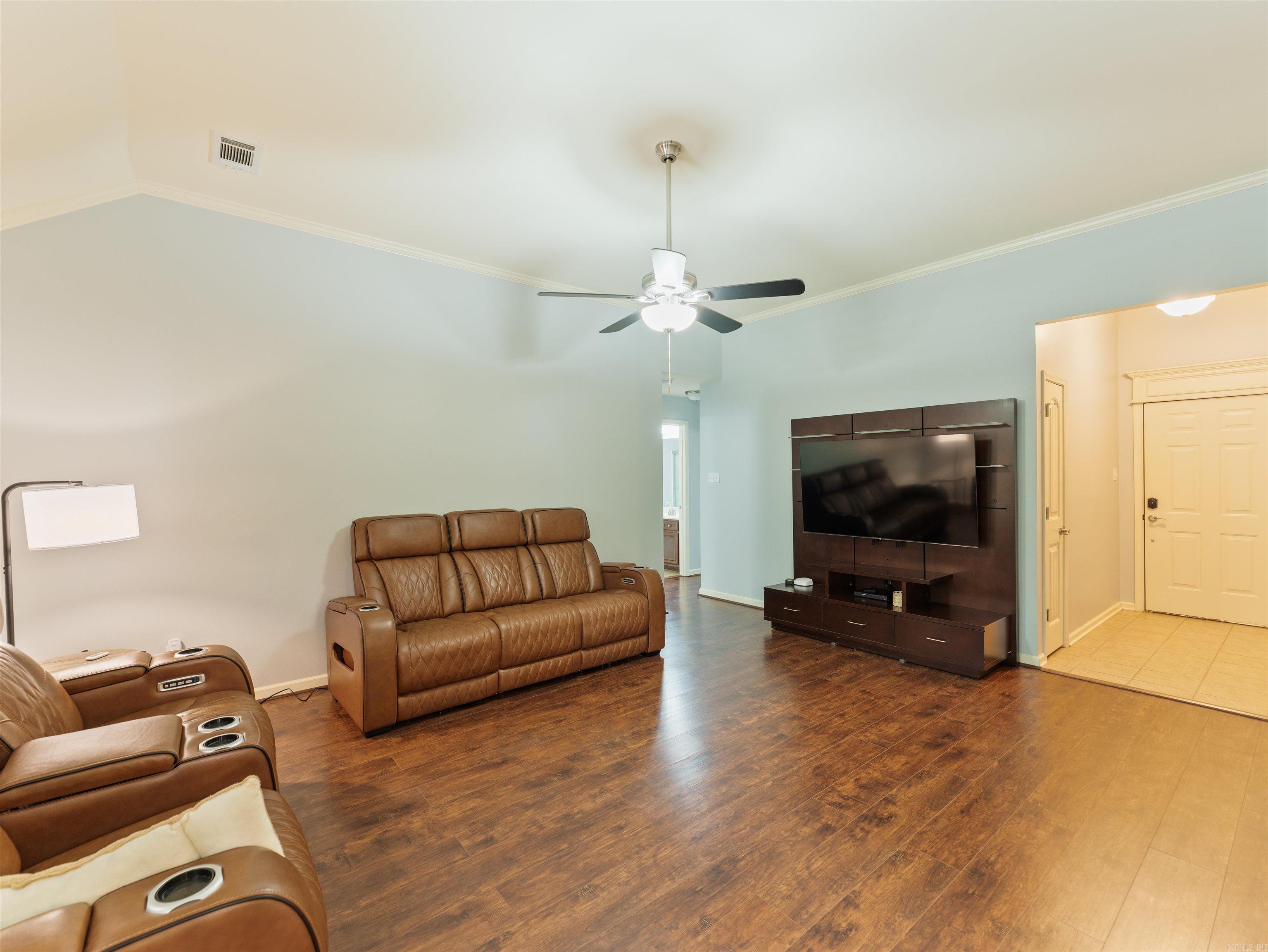 213 Pleasant Holly  Benton, AR