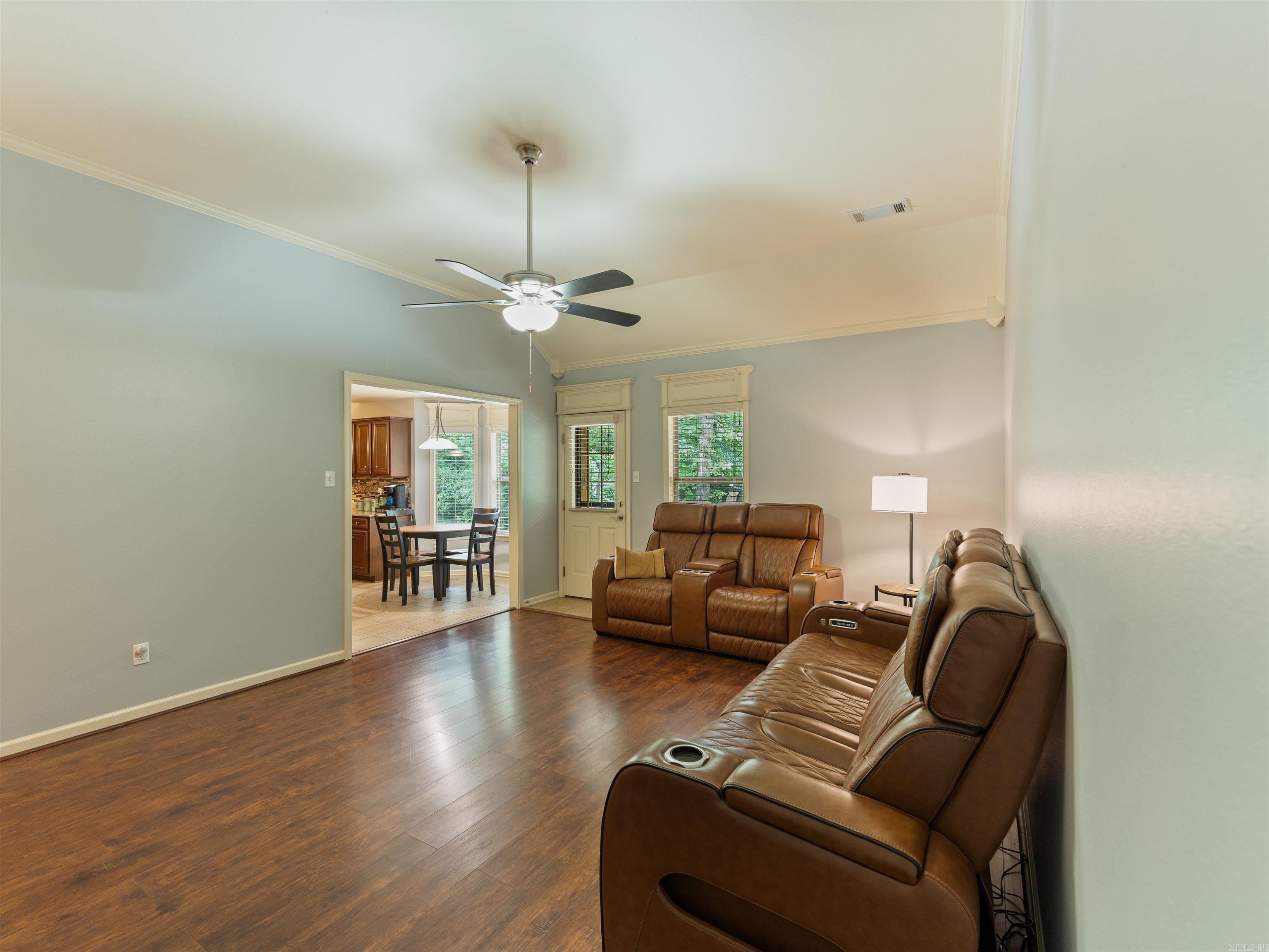 213 Pleasant Holly  Benton, AR