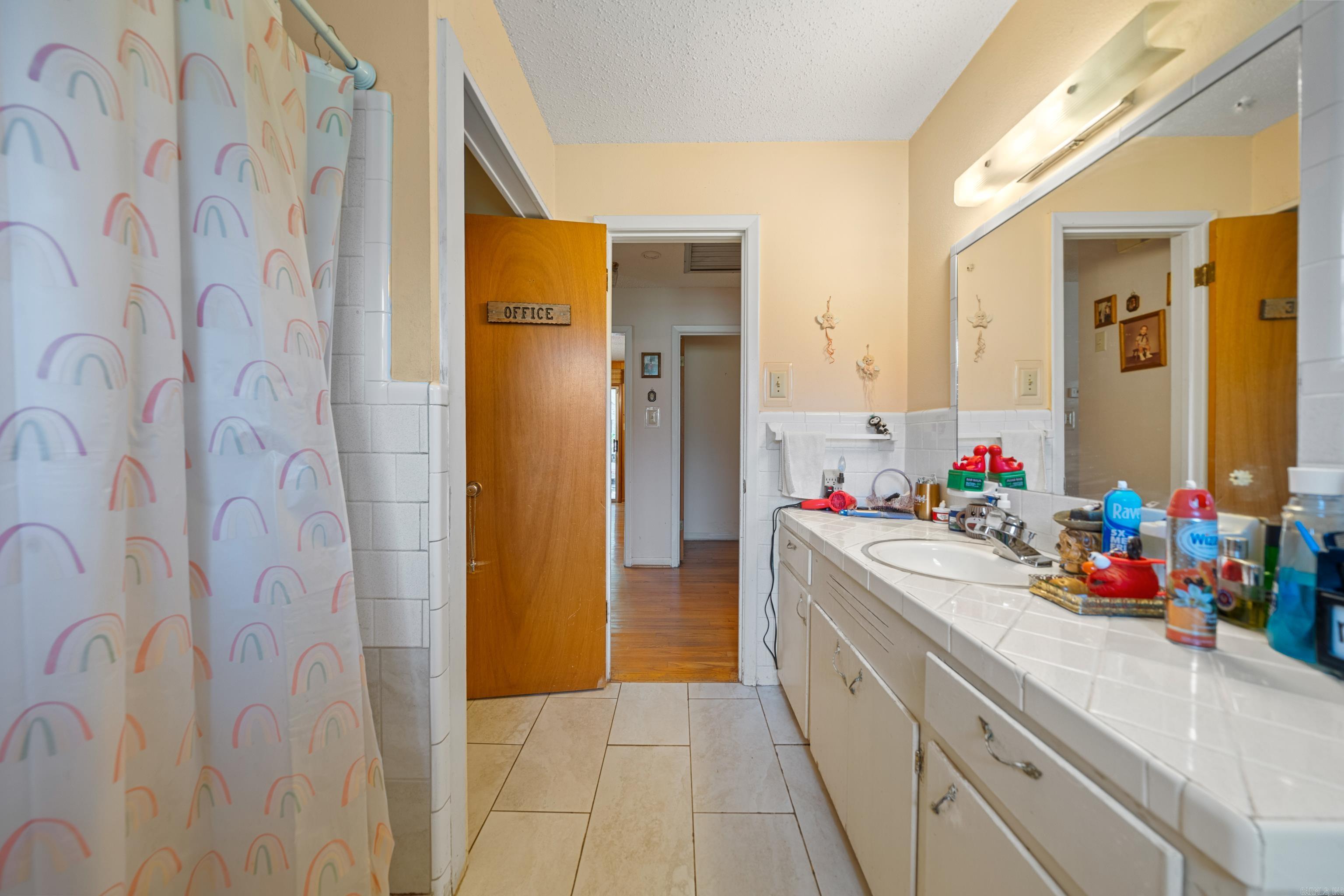 111 Dahlia St.  Hot Springs, AR