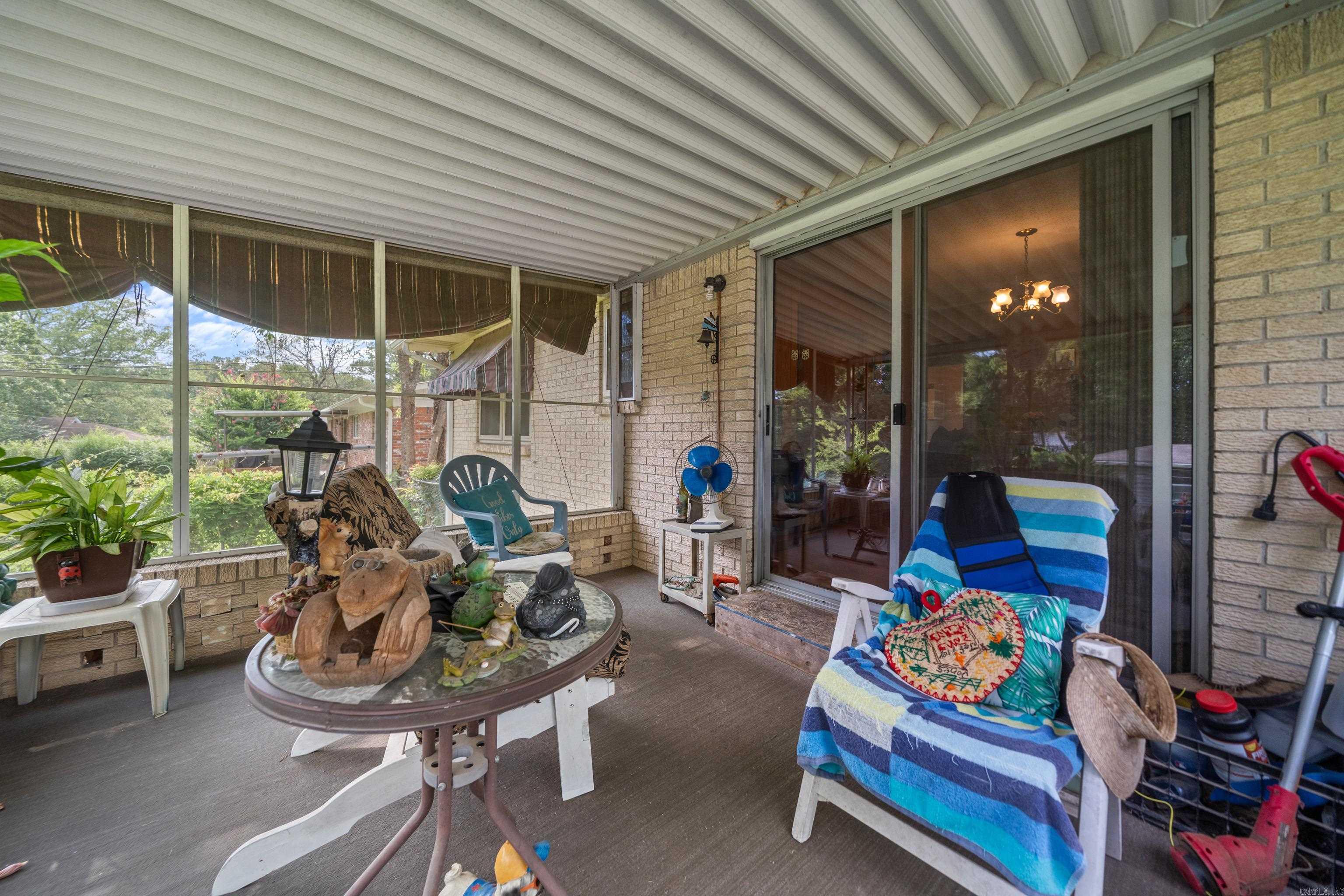 111 Dahlia St.  Hot Springs, AR