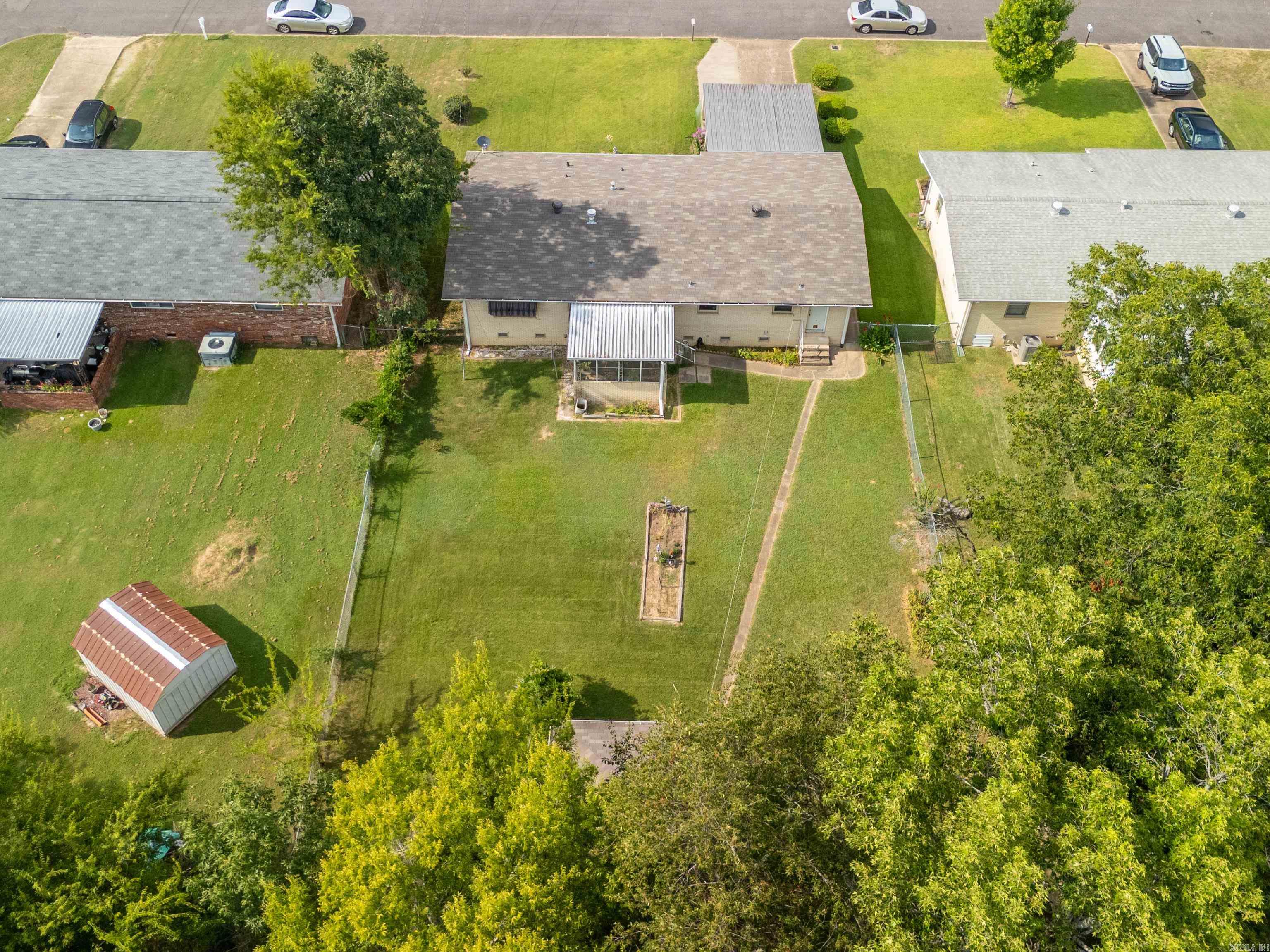 111 Dahlia St.  Hot Springs, AR