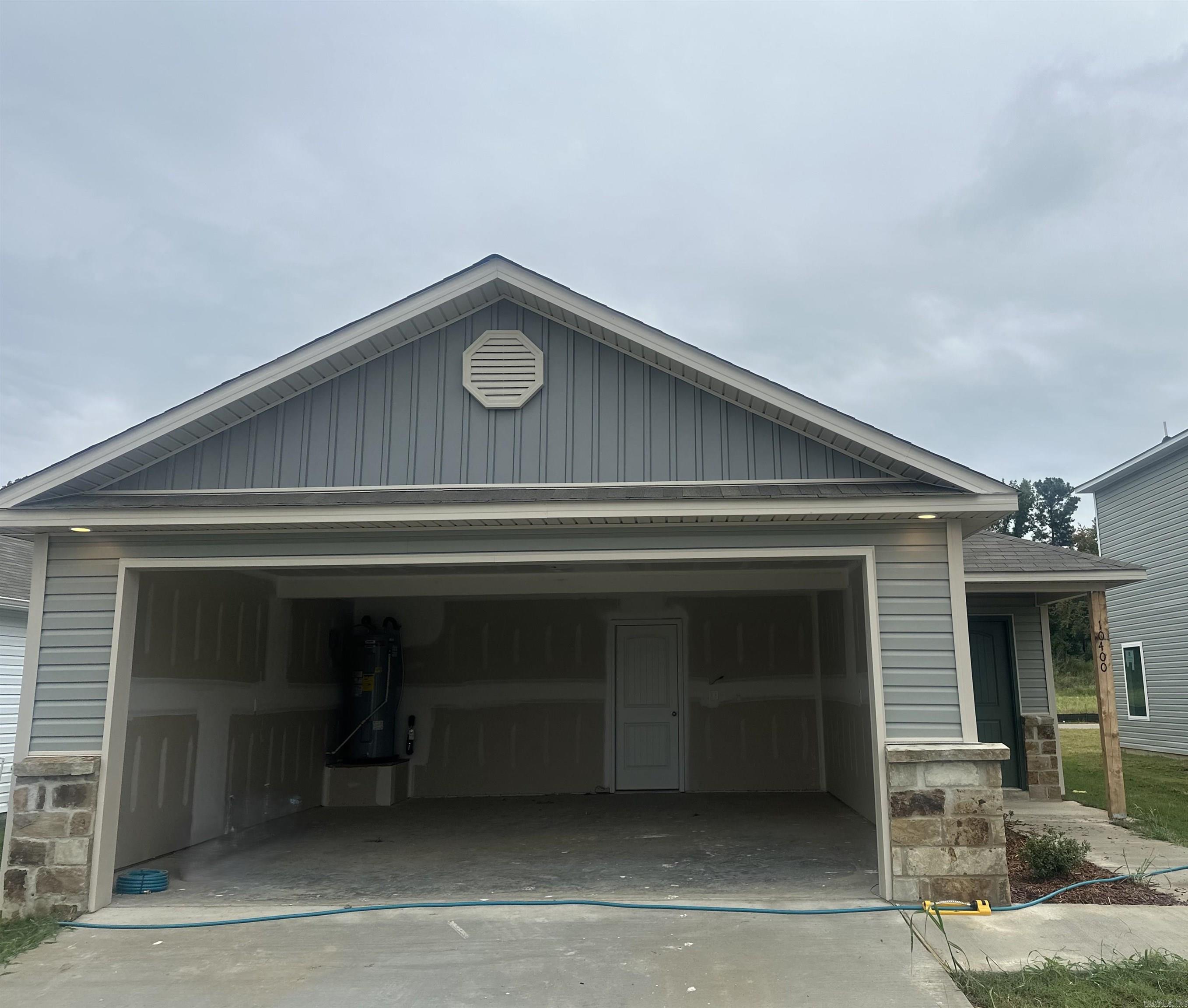 10400 Marilyn Drive