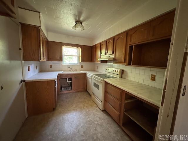 6 Royal Oaks  Henderson, AR