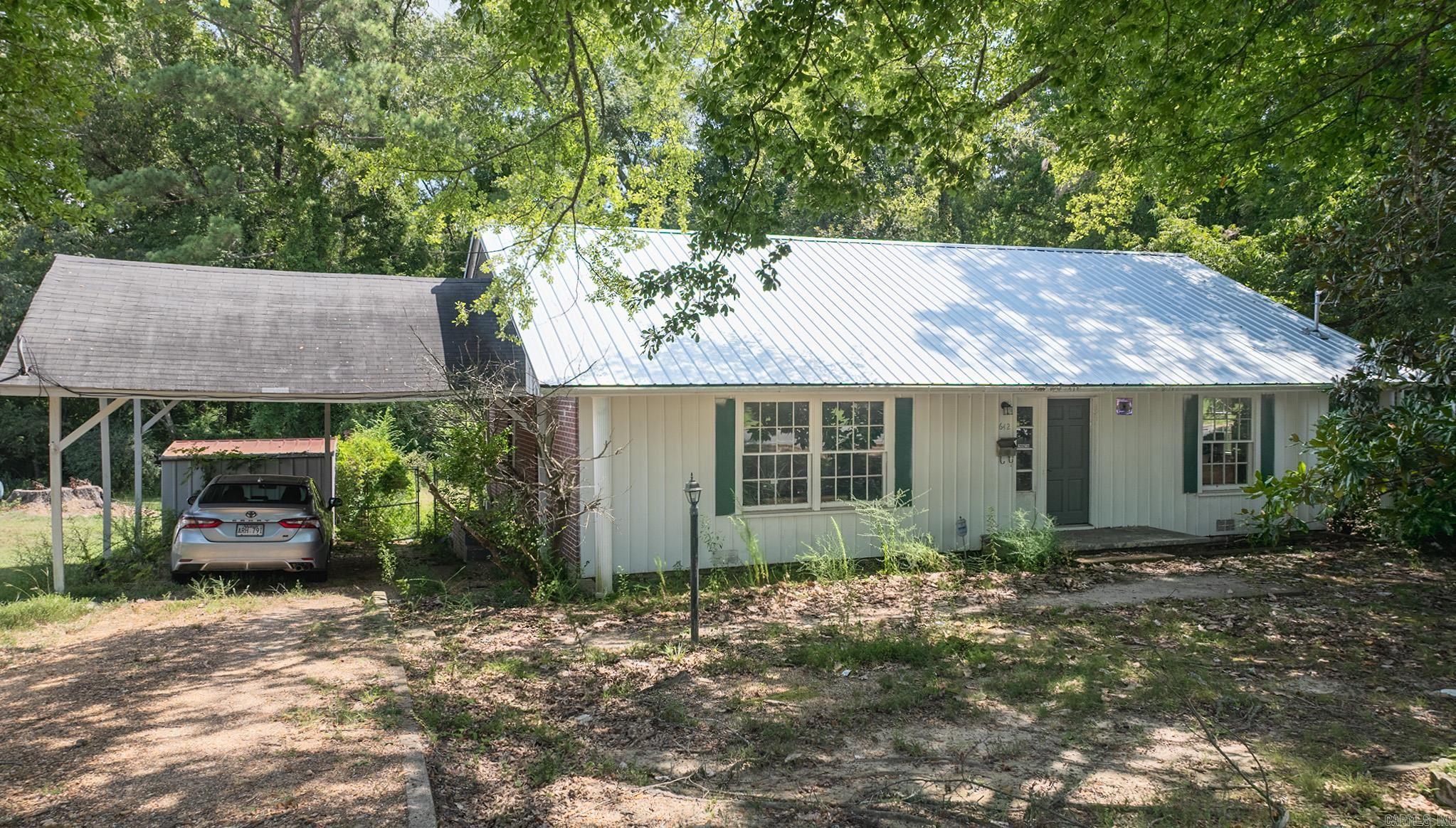 642 Maul  Camden, AR