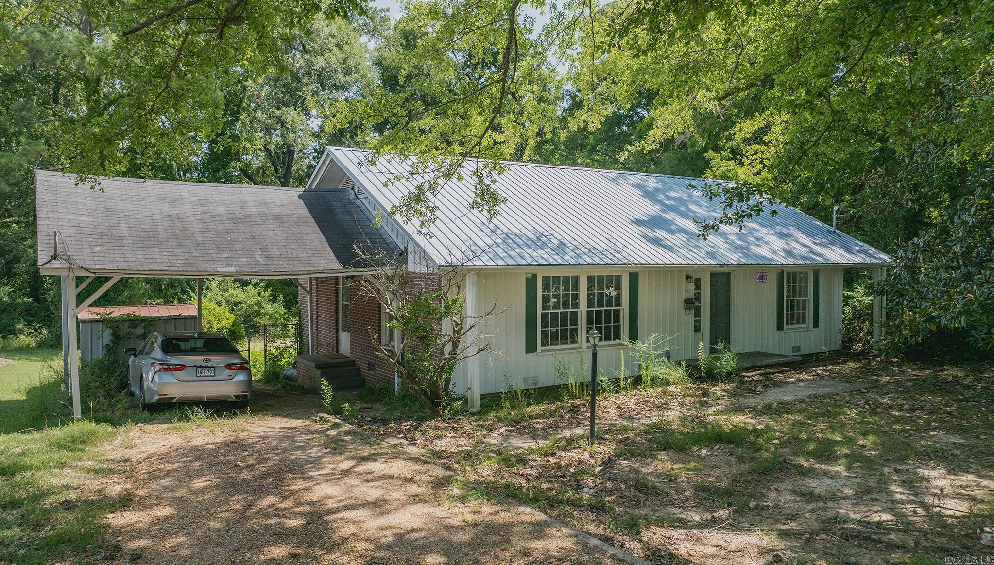 642 Maul  Camden, AR