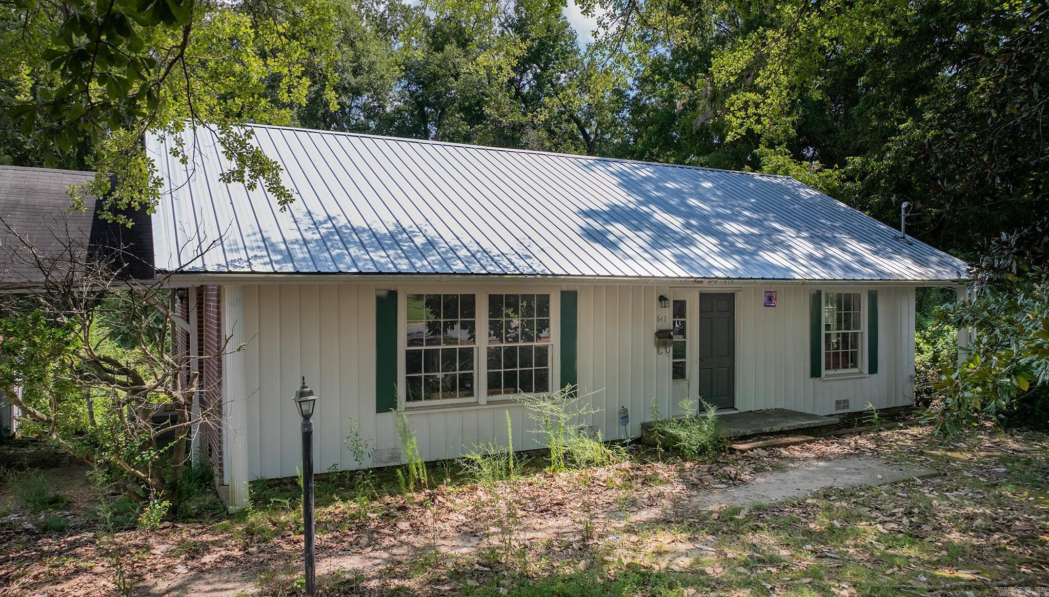 642 Maul  Camden, AR
