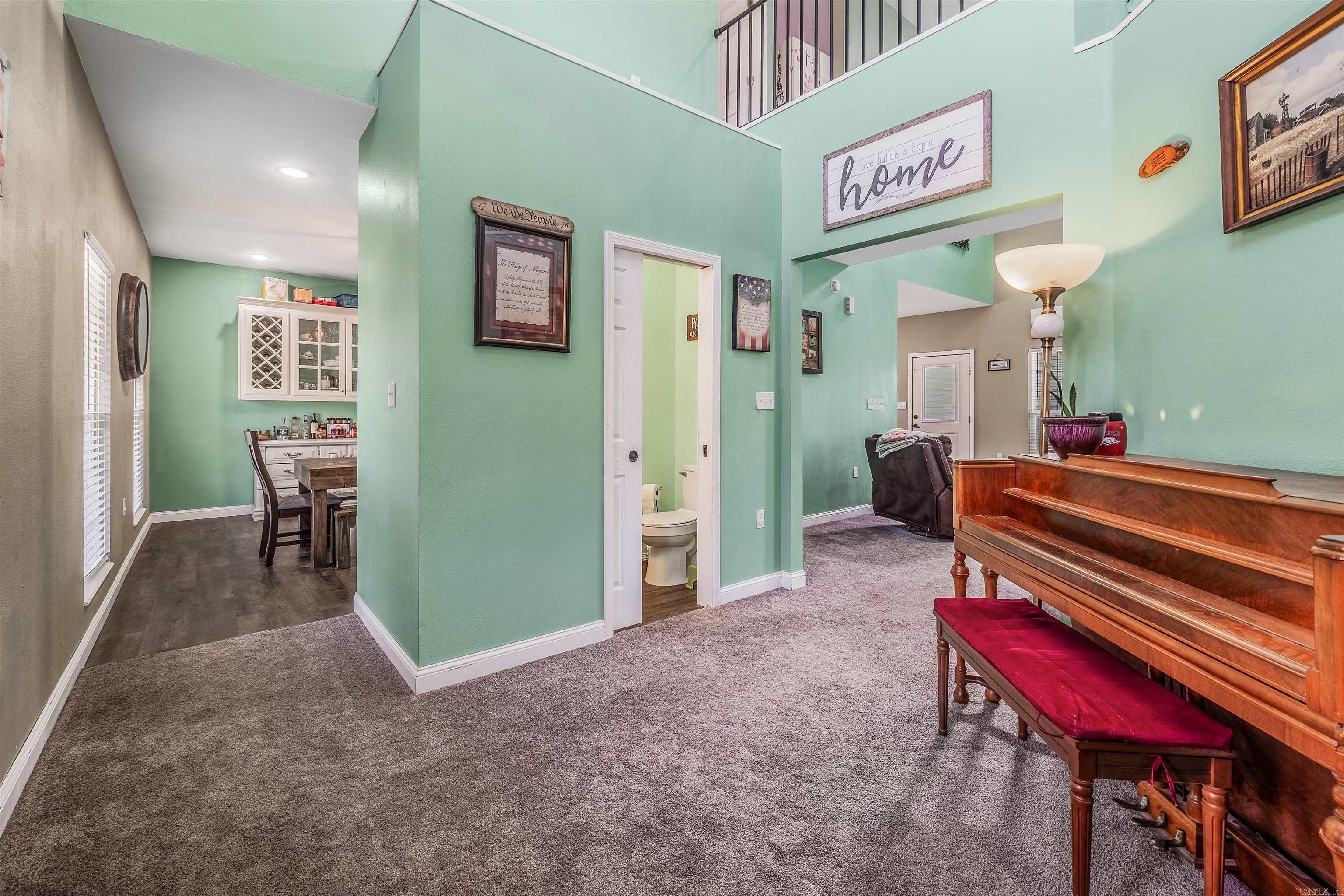 394 Copperas Gap  Houston, AR