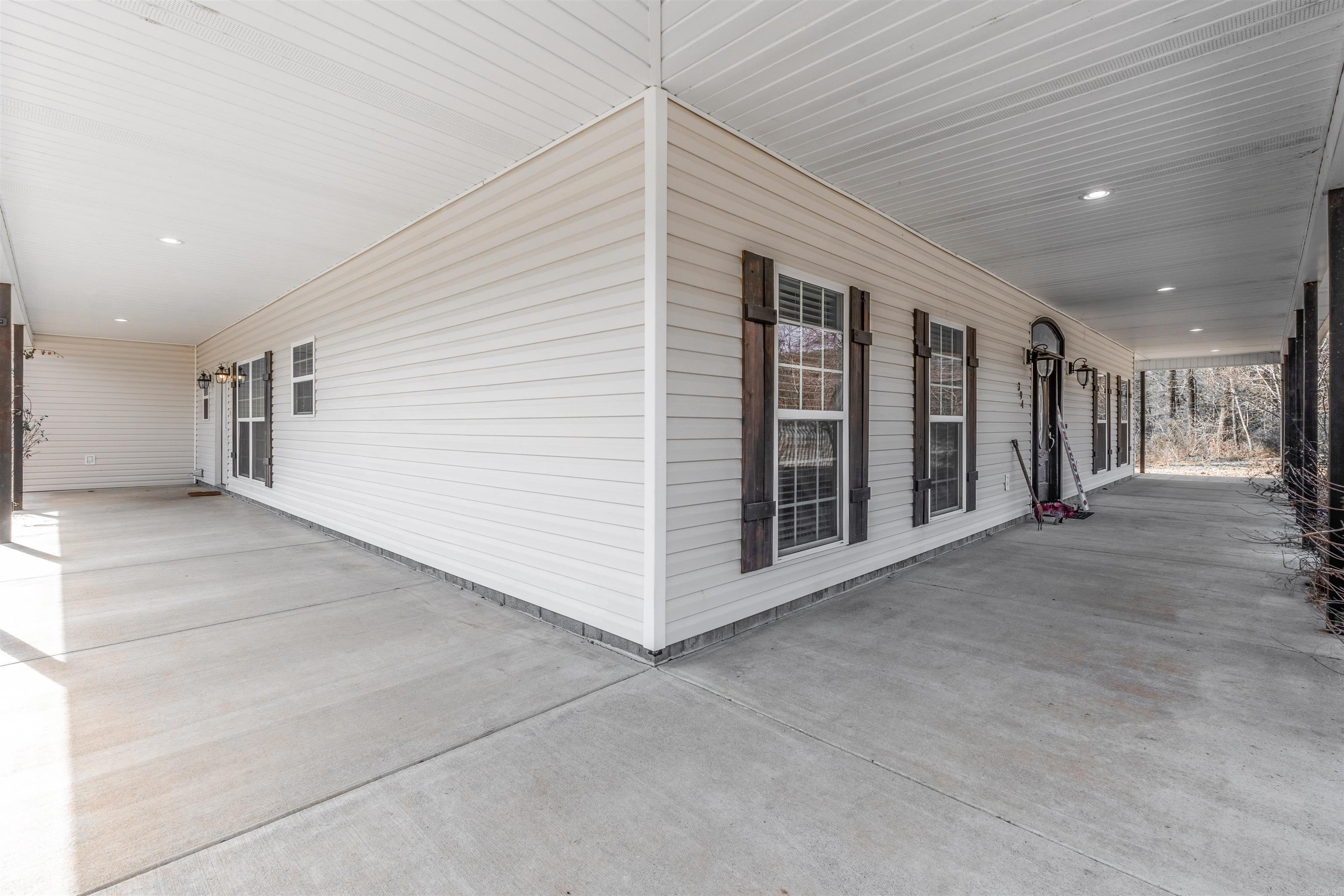 394 Copperas Gap  Houston, AR