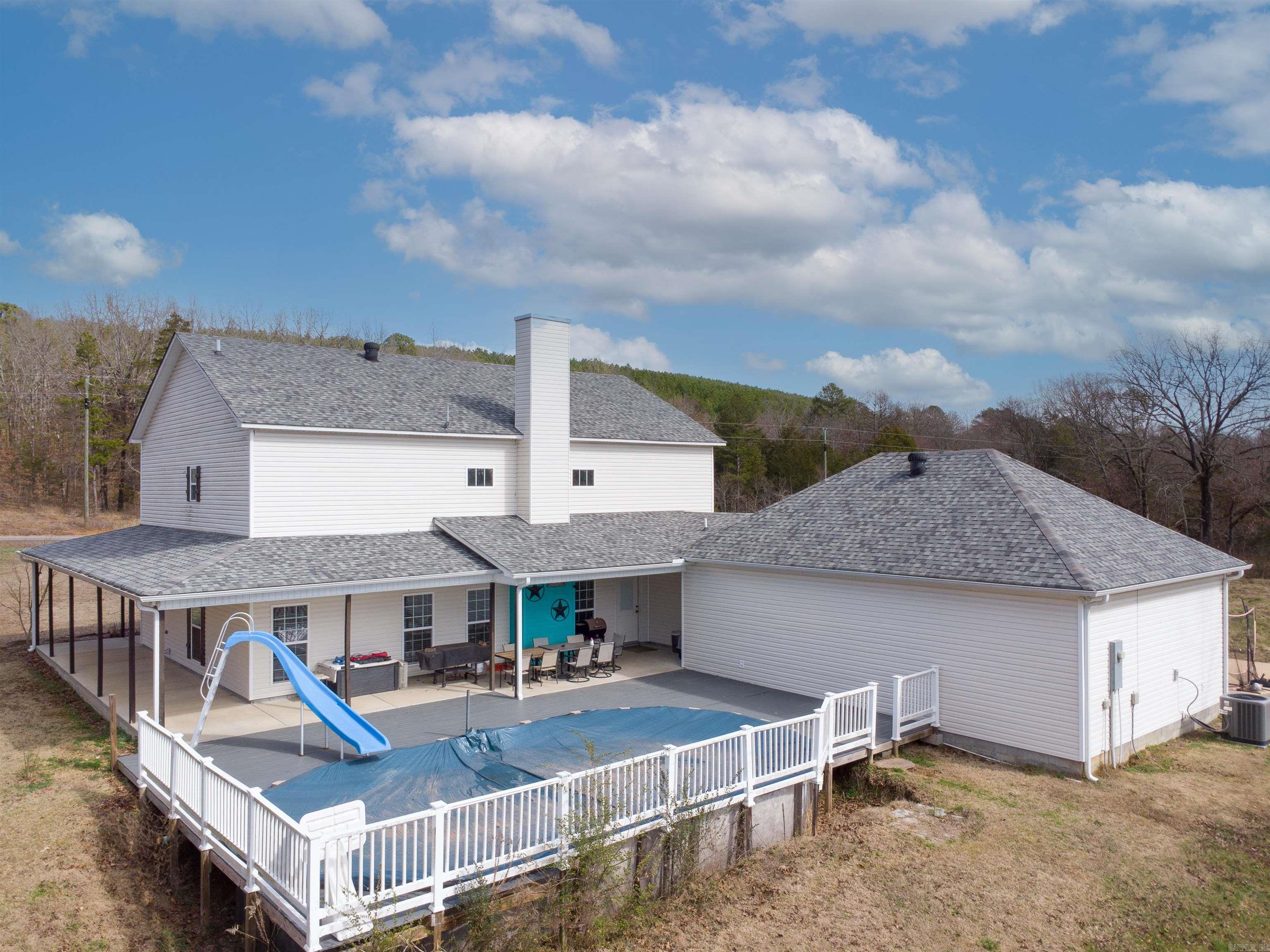394 Copperas Gap  Houston, AR