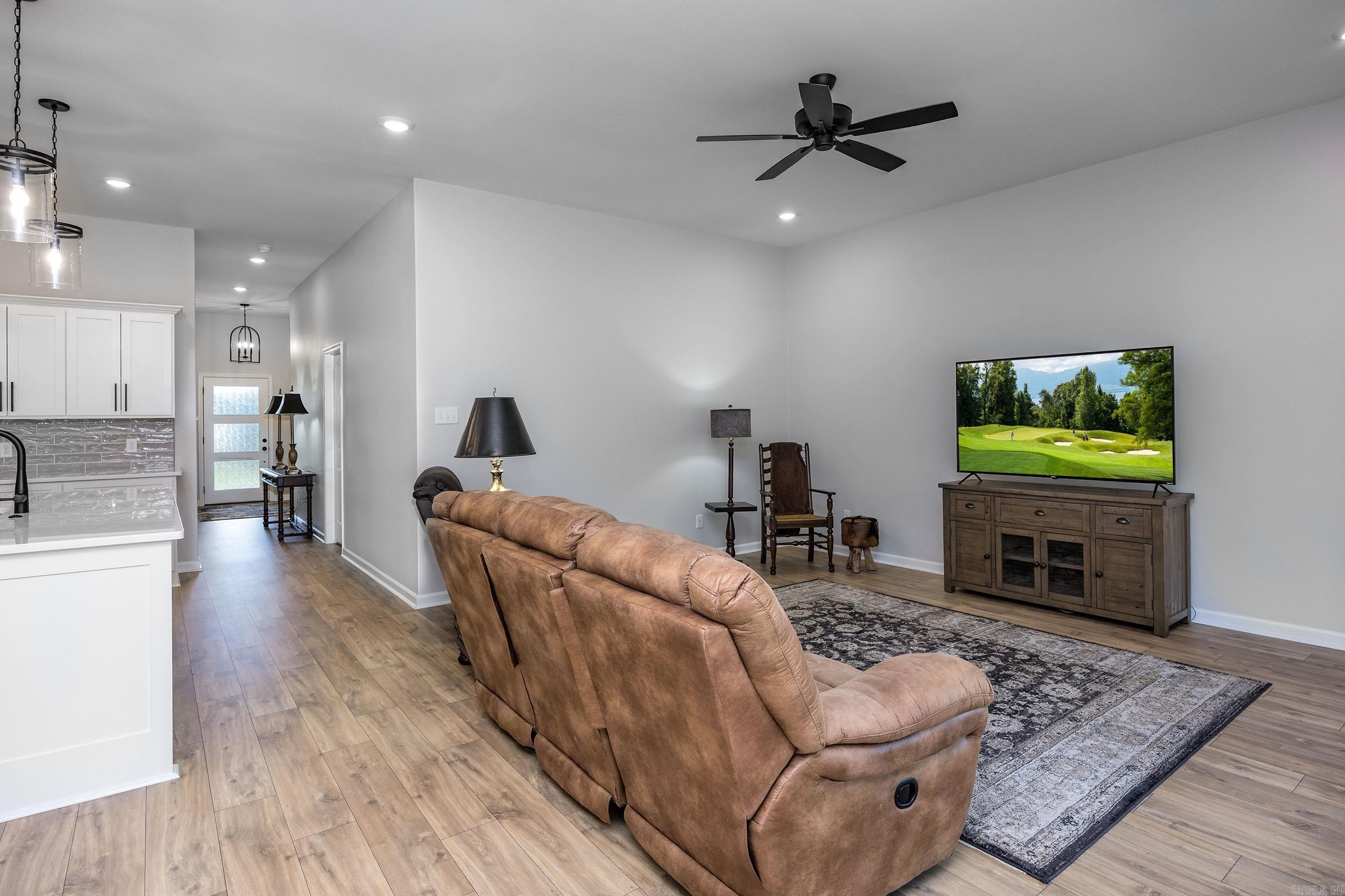 6037 Midway  Alexander, AR