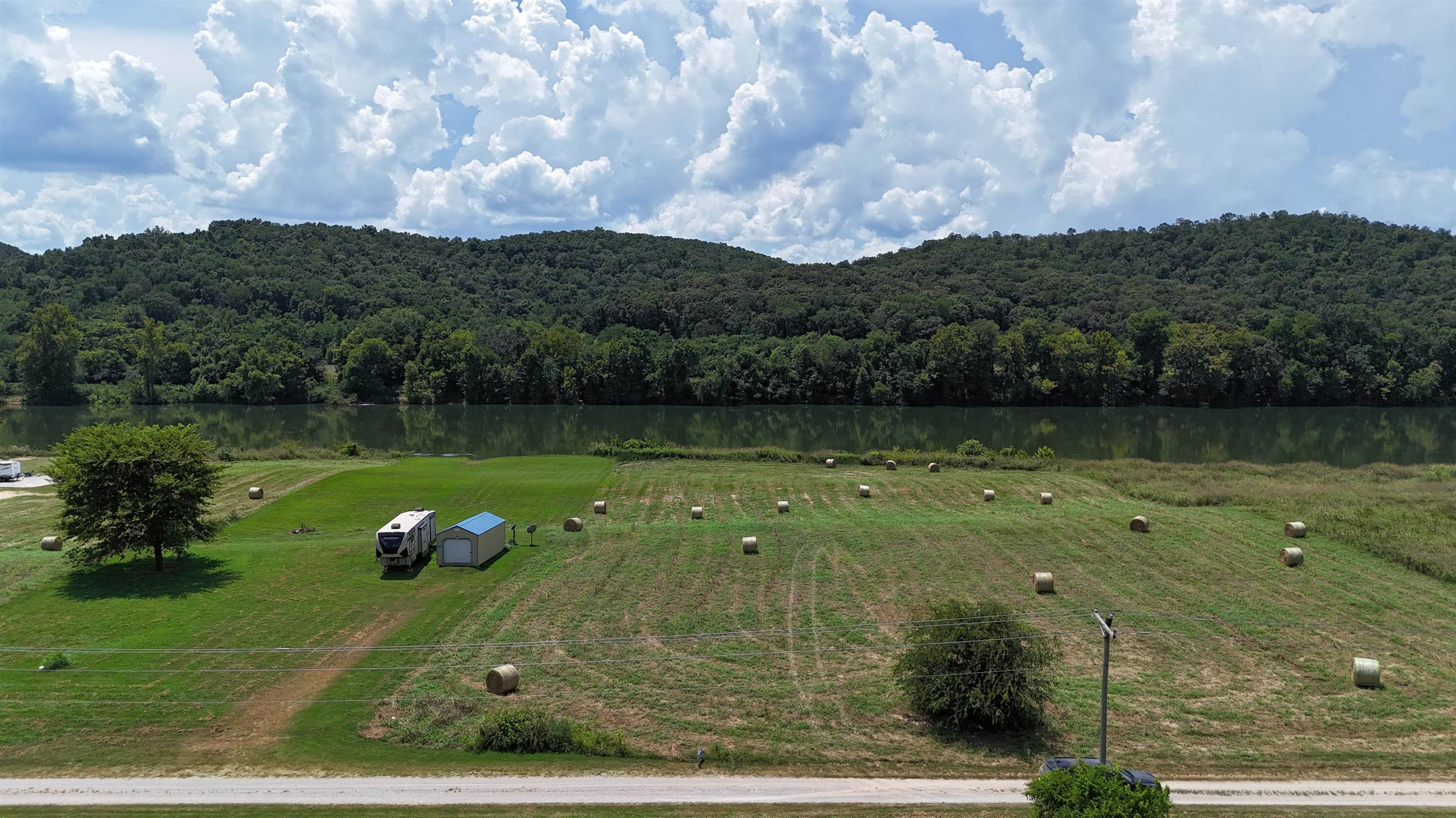 44 White River Run  Guion, AR