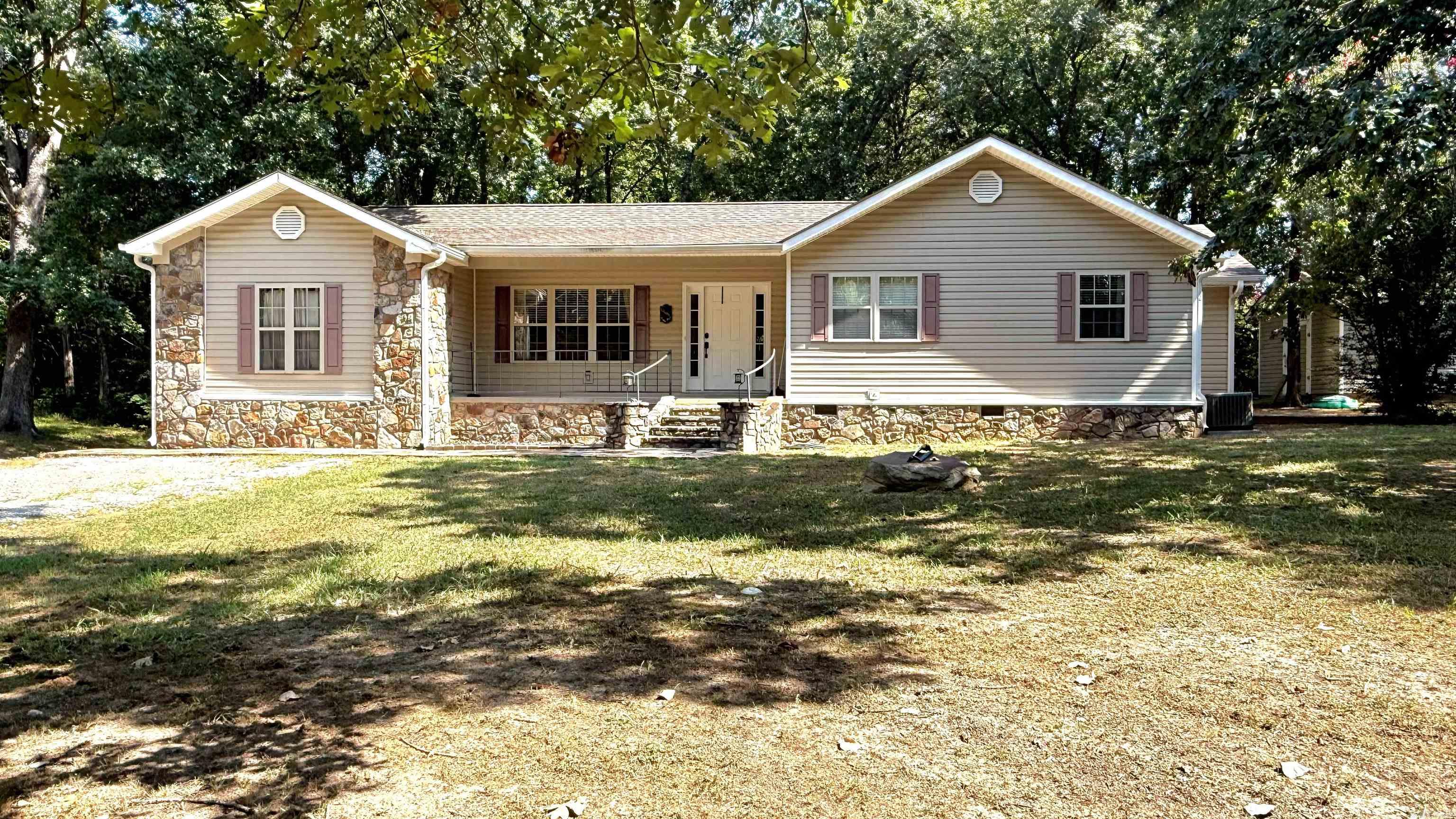 1308 Chimney Rock  Mountain View, AR