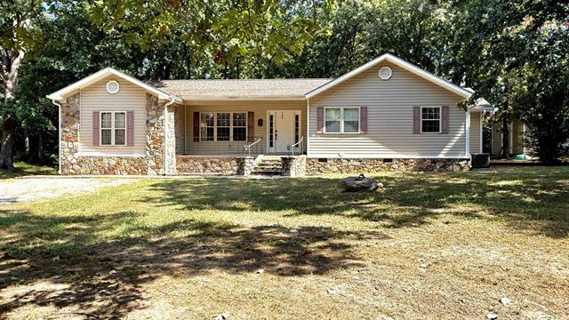 1308  Chimney Rock  Mountain View, AR
