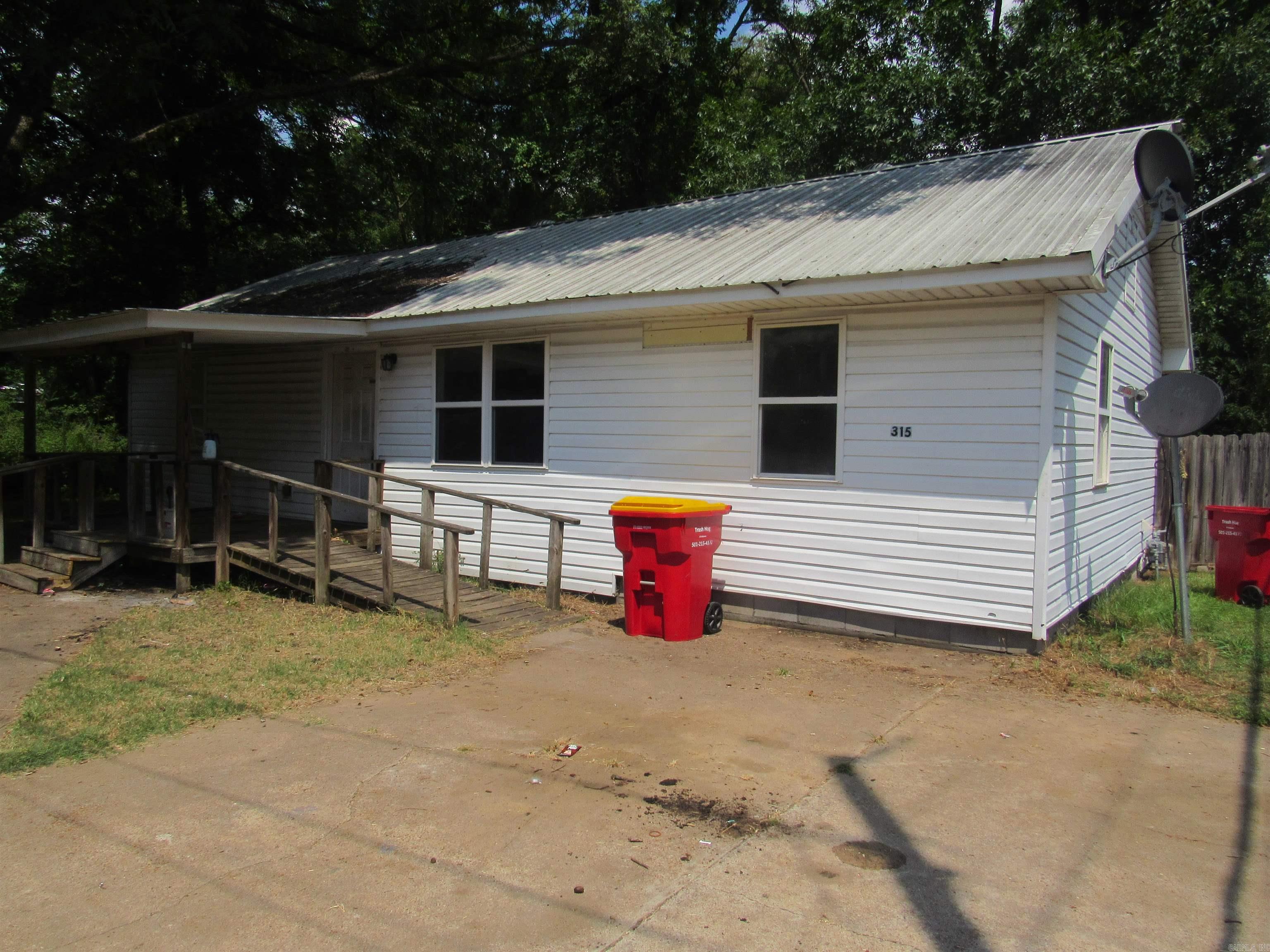 315 S CHEROKEE  Morrilton, AR