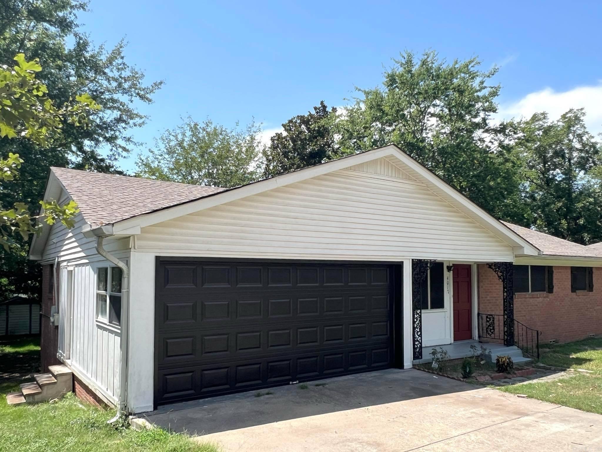 4017 Hillside  North Little Rock, AR