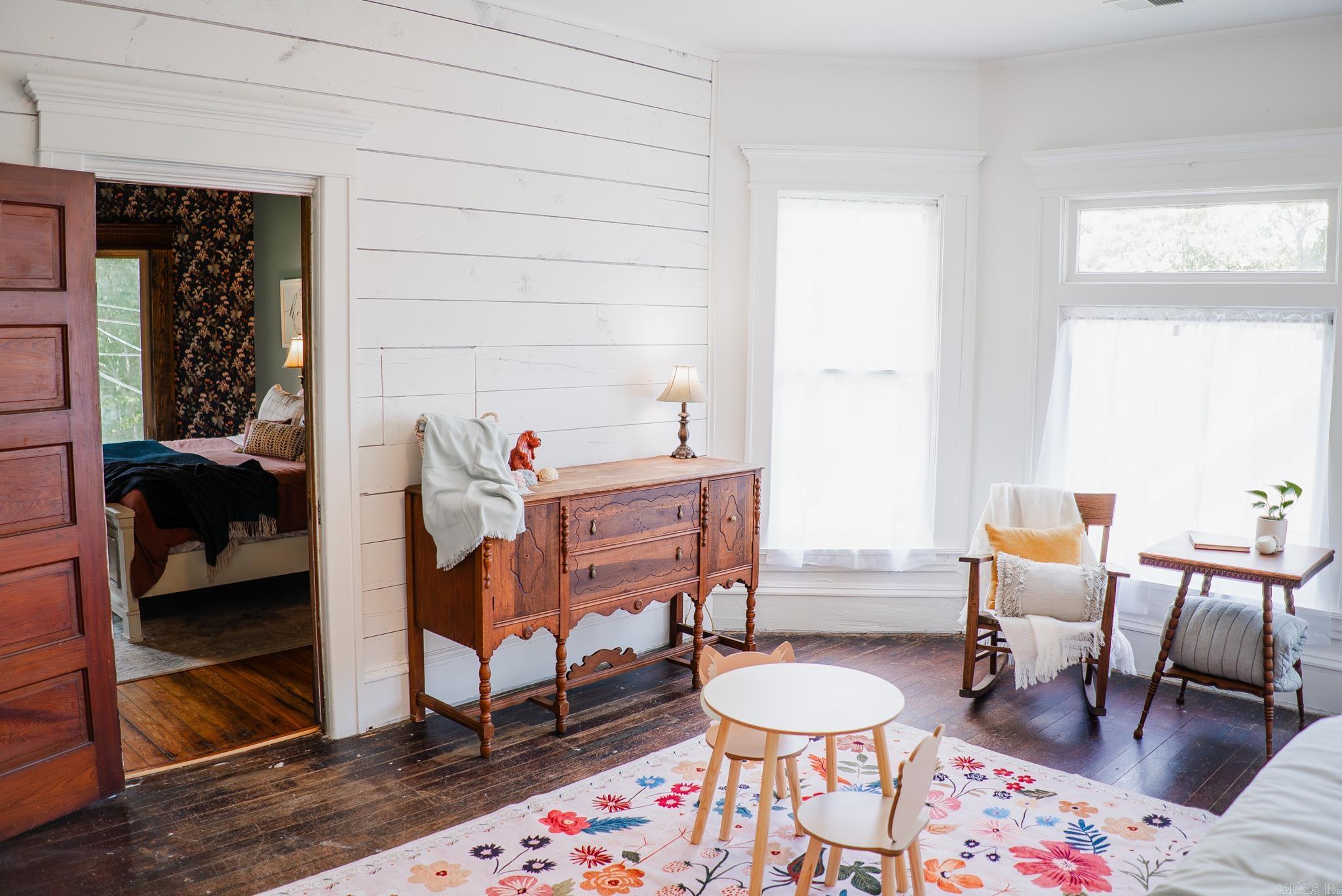 443 S Main  Monticello, AR