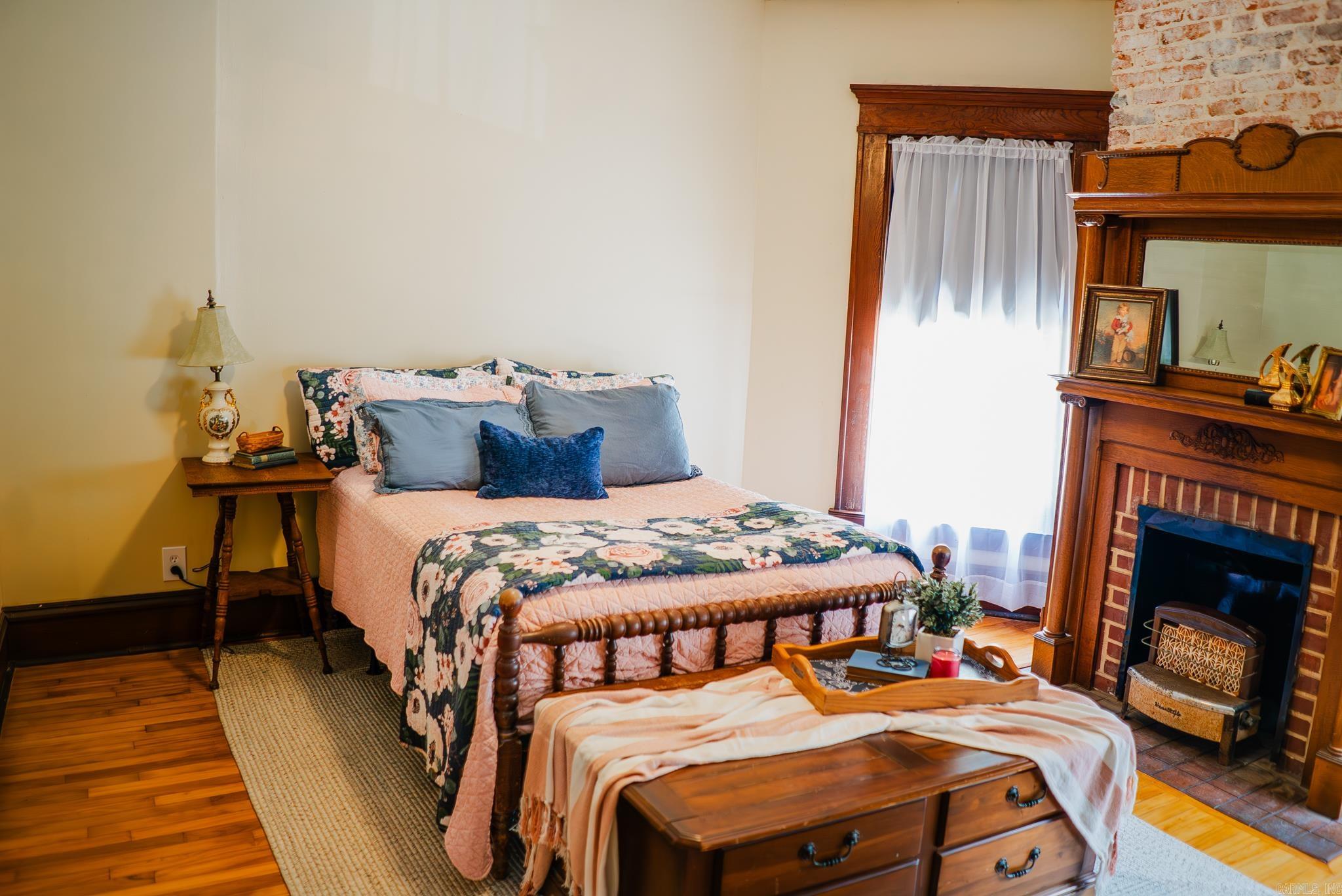 443 S Main  Monticello, AR