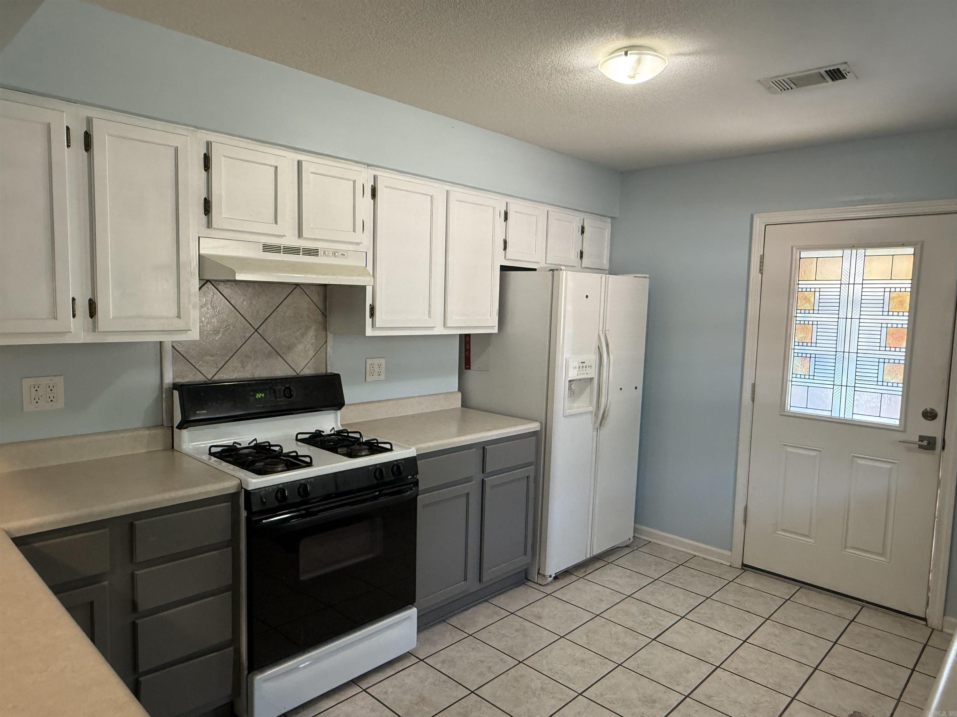 509 Mead  Lake City, AR